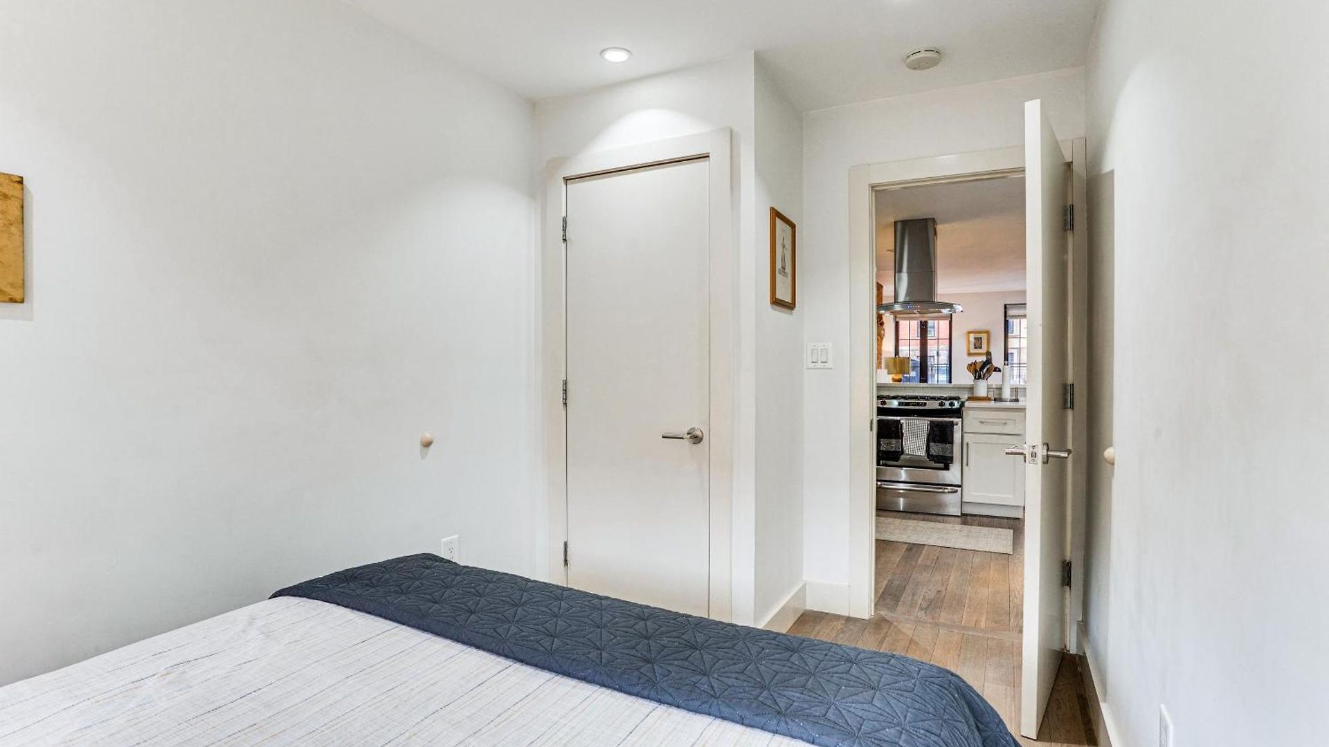 Shared Yard Space! Garden-level Unit In Bed-stuy New York