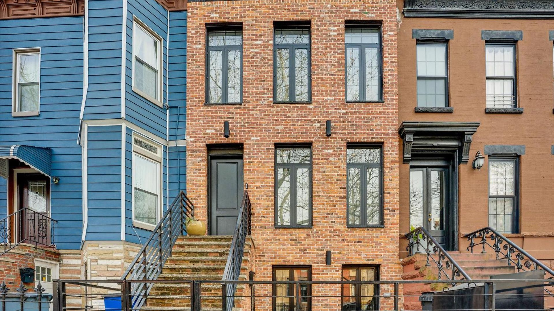 Shared Yard Space! Garden-level Unit In Bed-stuy Holiday home *
