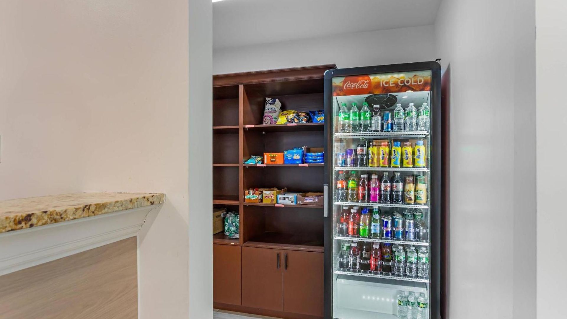 Inn Comfort Staten Island 4*