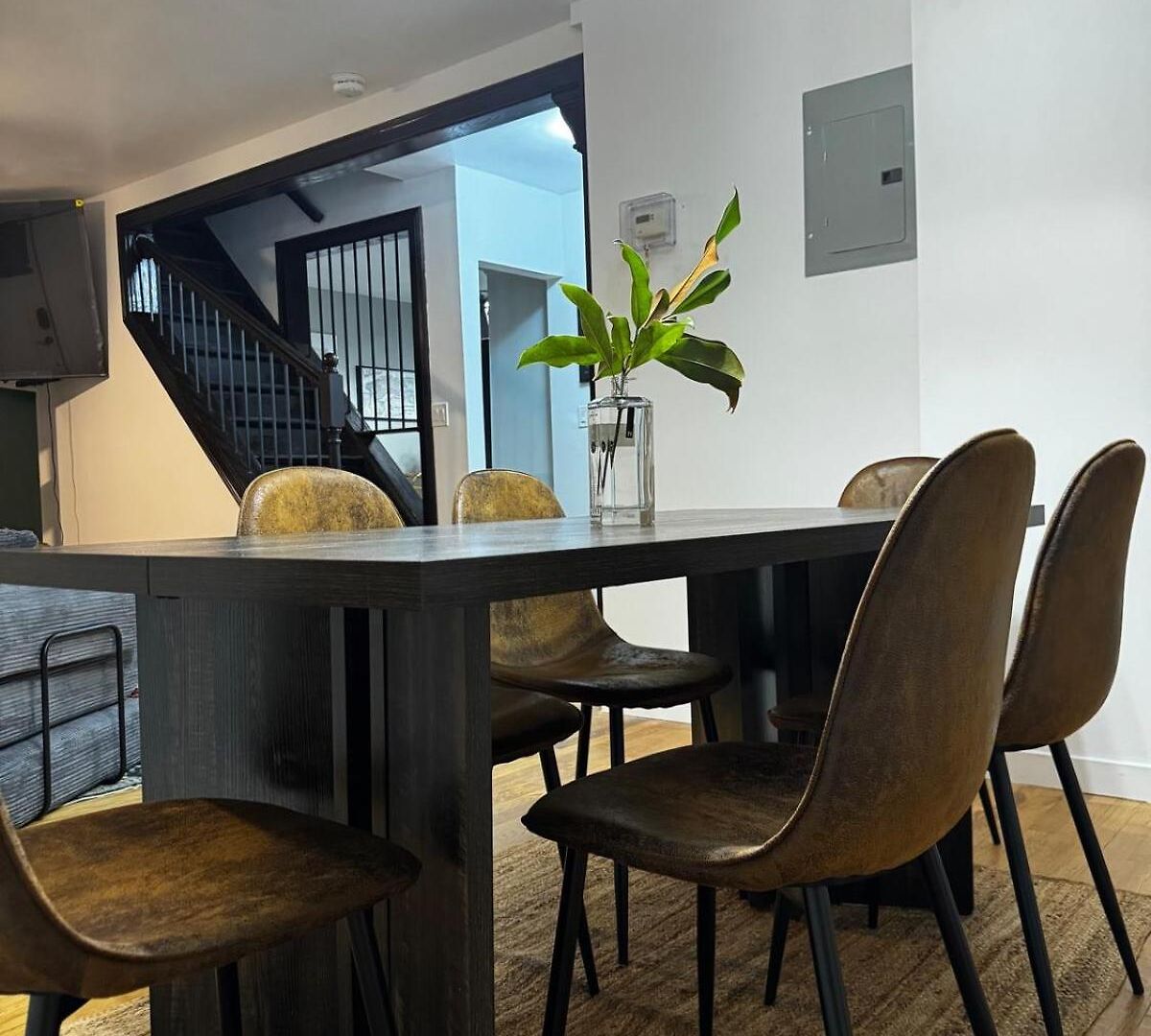 Staten Luxe, Modern Close To Nj, Nyc And Brooklyn! Holiday home New York