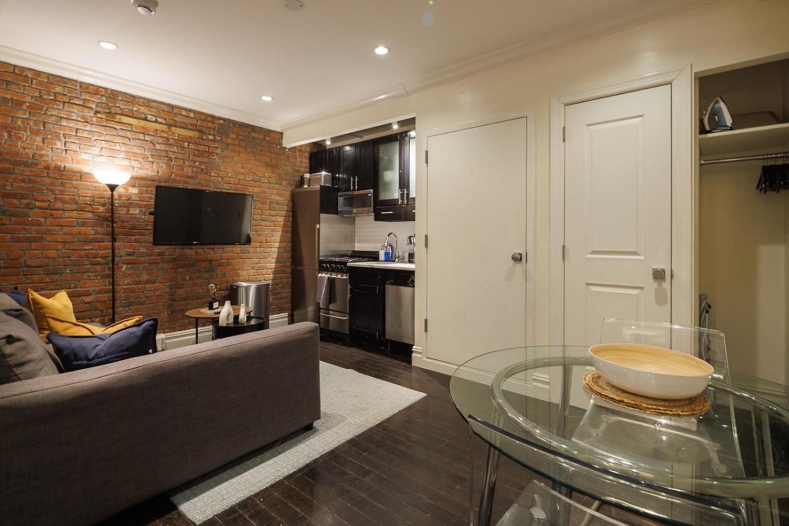 Refined & Stylish Manhattan Haven New York