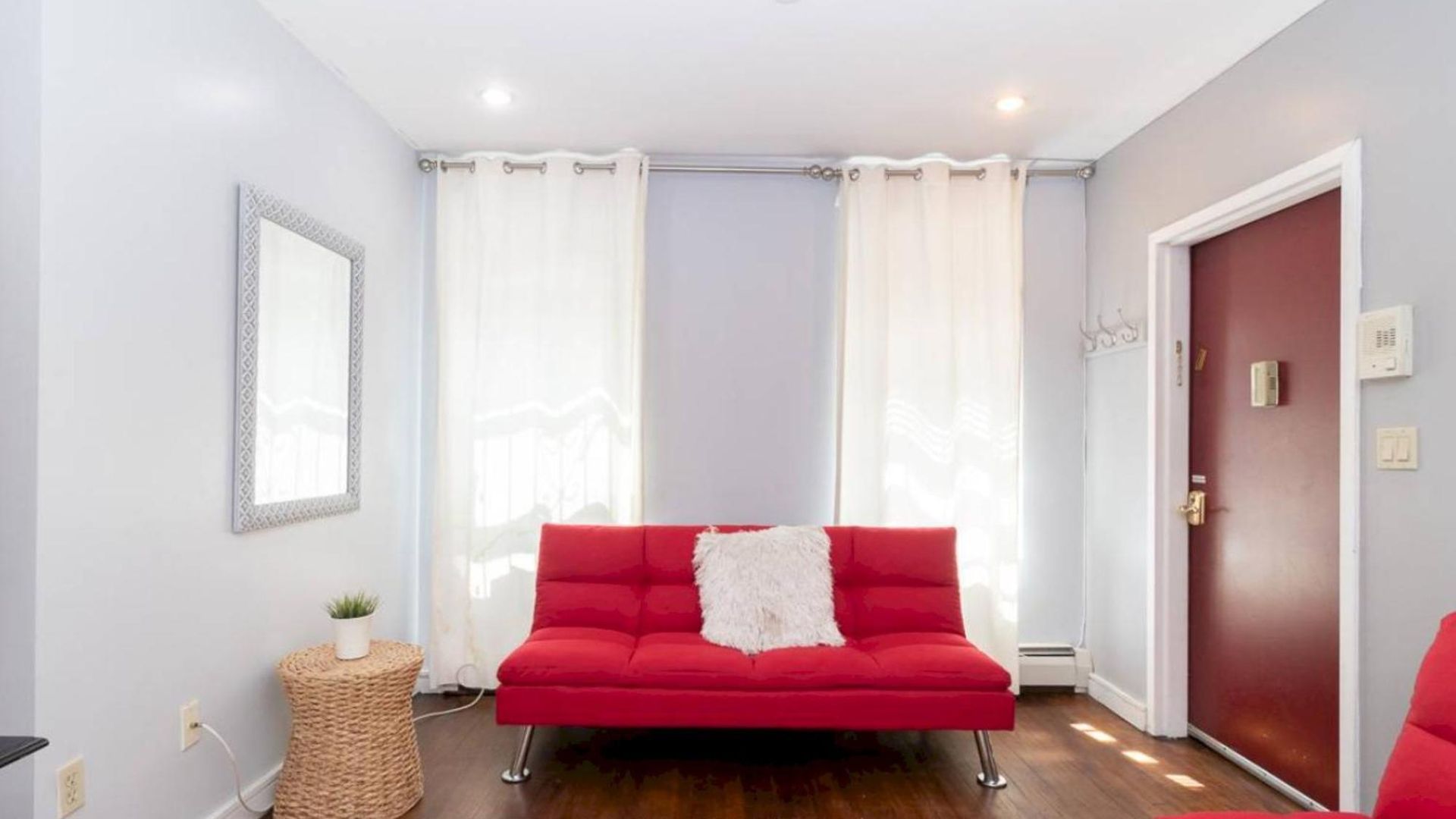 Bright And Beautiful 3 Bedroom Midtown West Apartment *