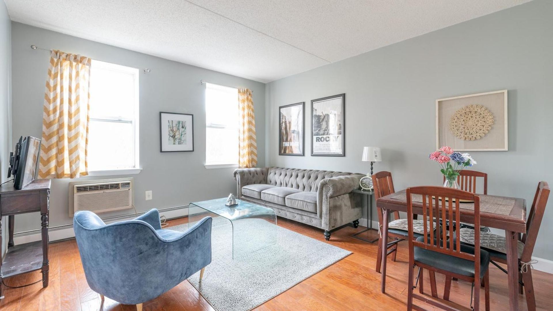 Stunning 3 Bed Fully Furnished *