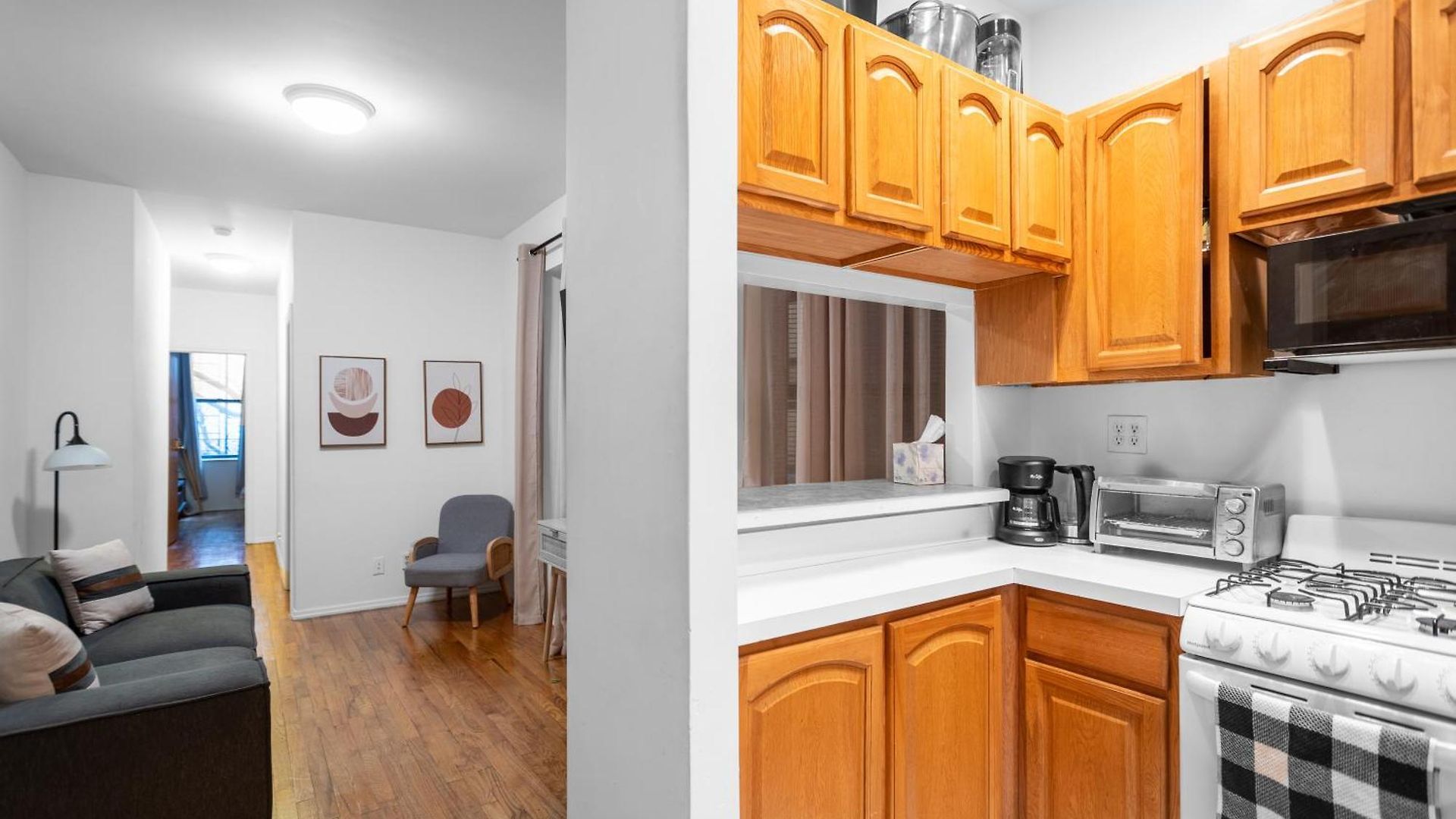 2-bedroom In Hells Kitchen - Manhattan! Apartment *