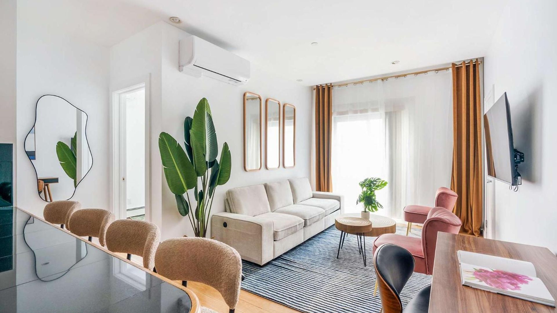 26a-2 Spacious Brand New Fully Furnished 2-bedroom In Prime Murray Hill Move-in Ready