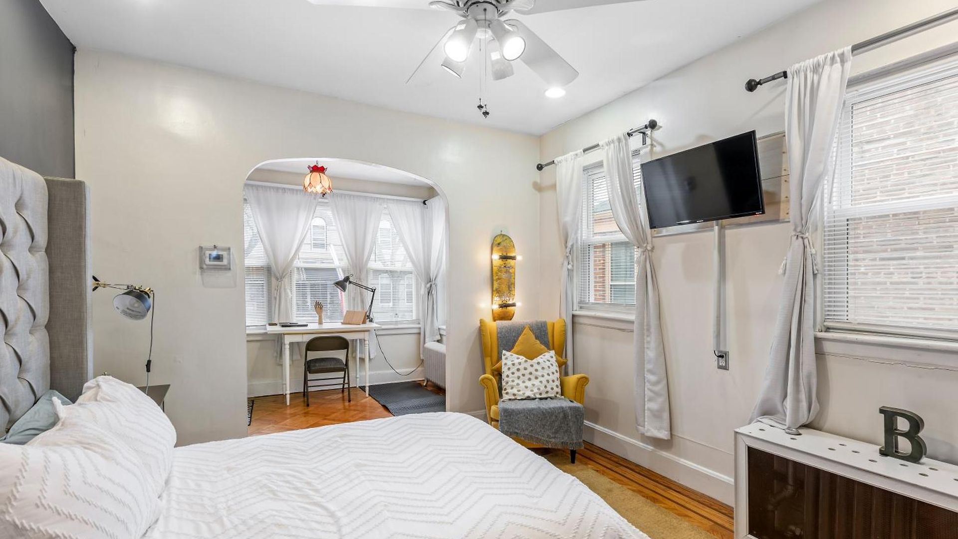 Impeccable 1br Unit In Brooklyn
