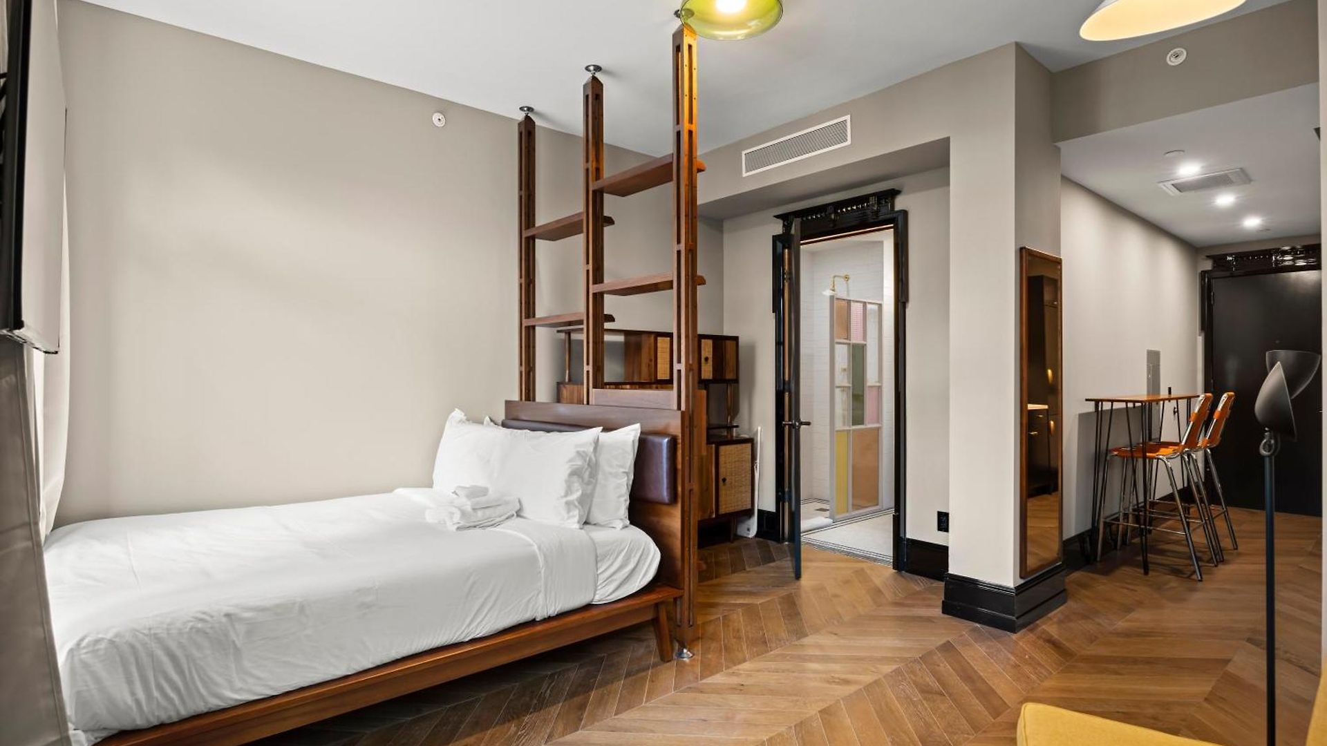 Freeman 401 By Rove Travel - W Shared Amenities * New York
