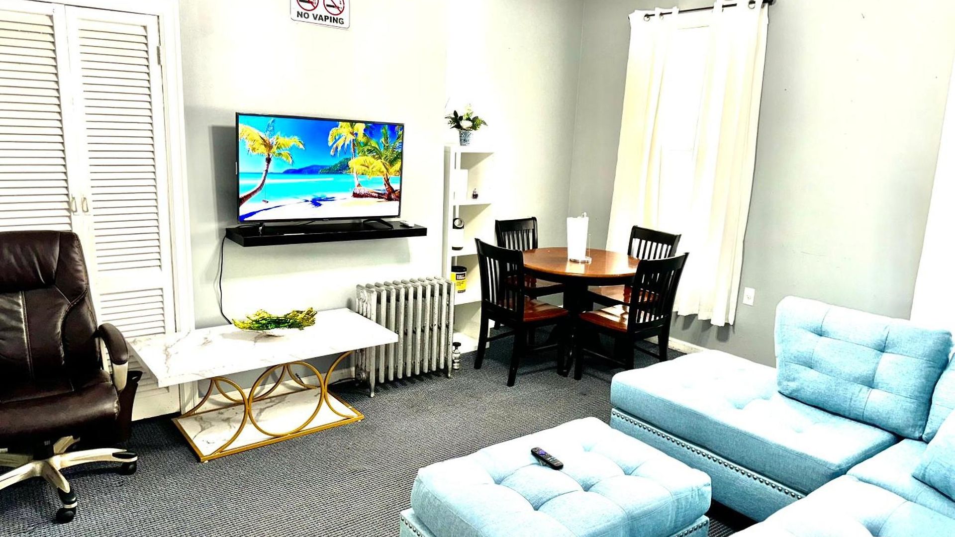 3 Bedrooms Huge In Lic, Very Next To Manhattan Apartment *