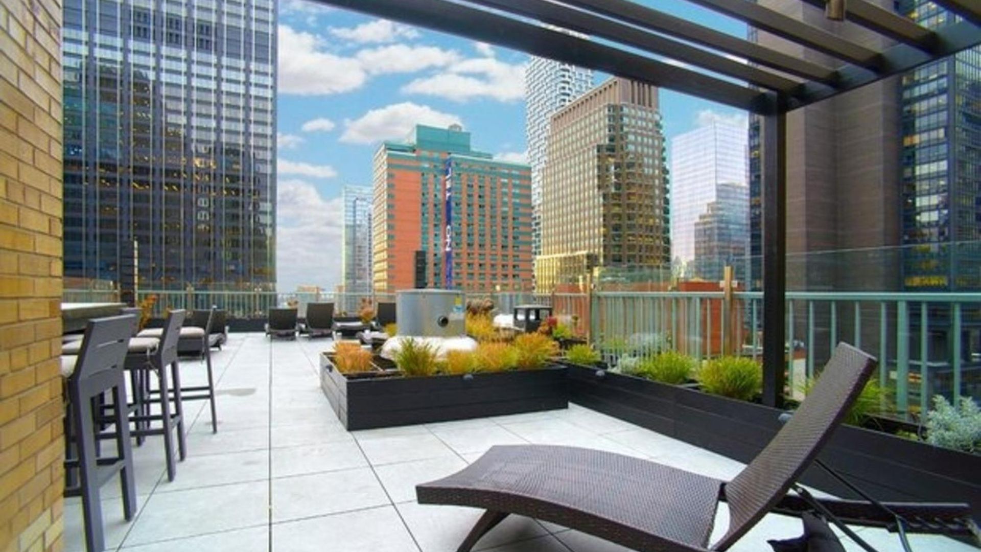 Apartment Executive Plaza *