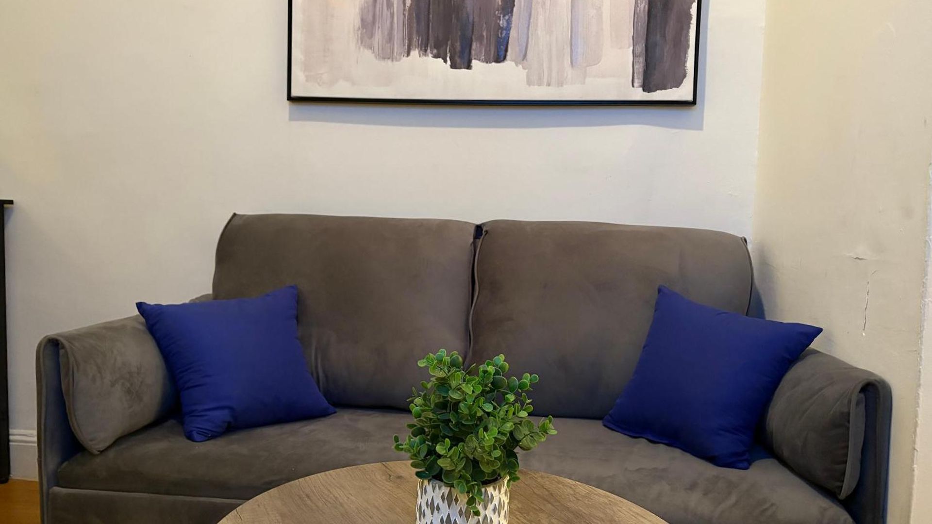Signature By Times Square Apartment *