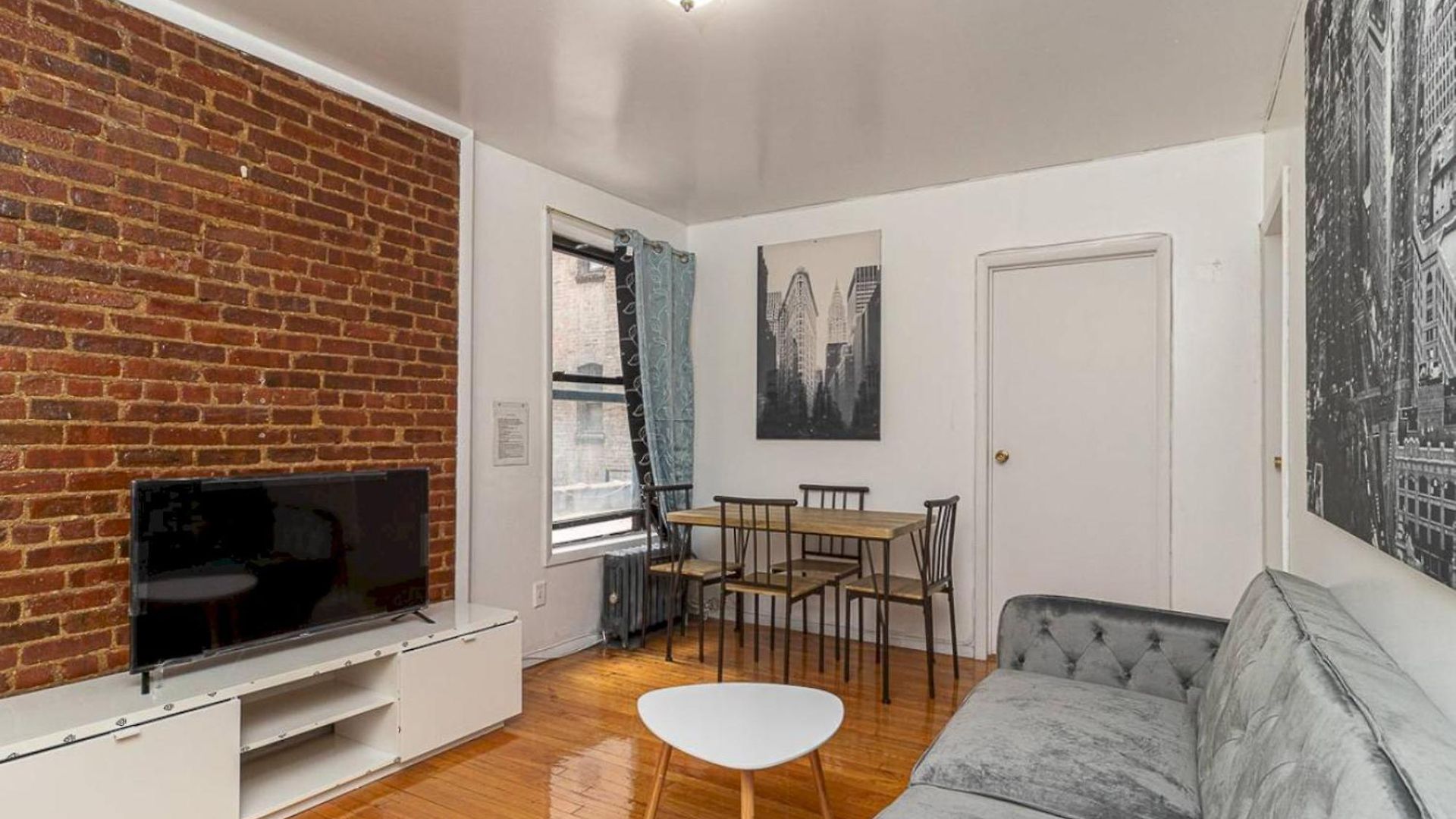 Apartment 10th Avenue Urban Retreat- 3br Nyc *