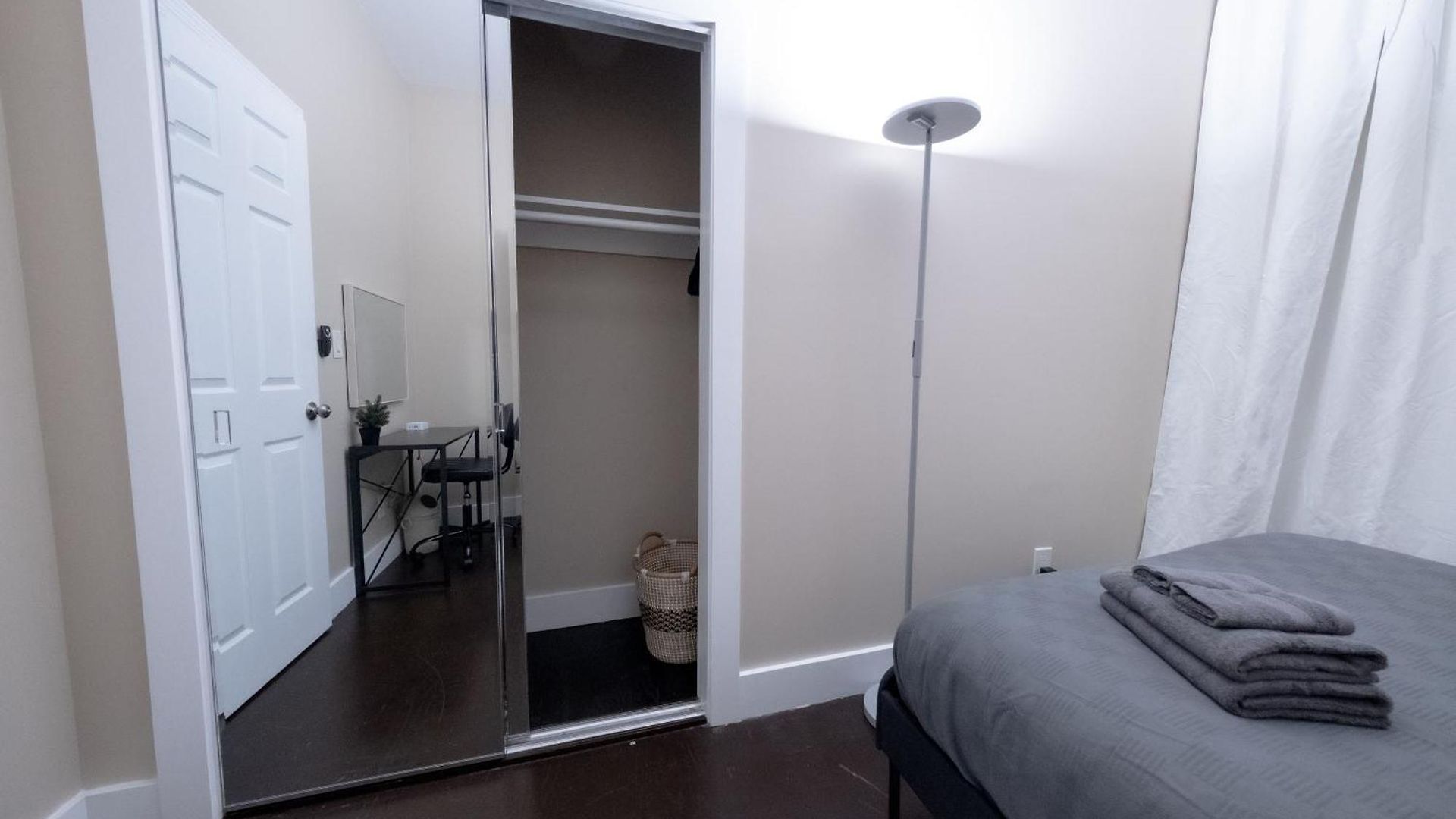 Apartment Brand New 3br 2ba Next To Park, Elevator *