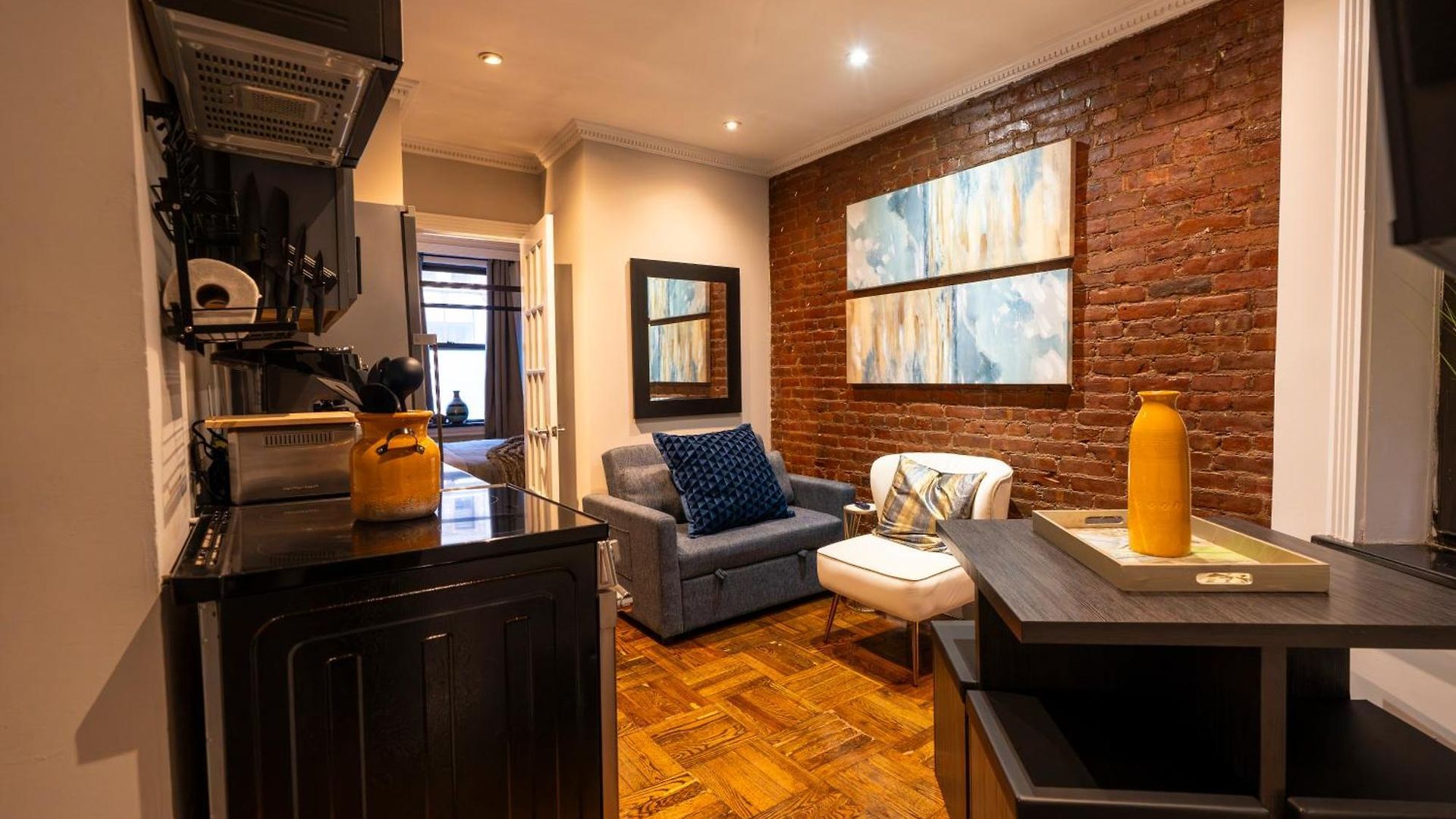 Prestige Gramercy Park Apartment *