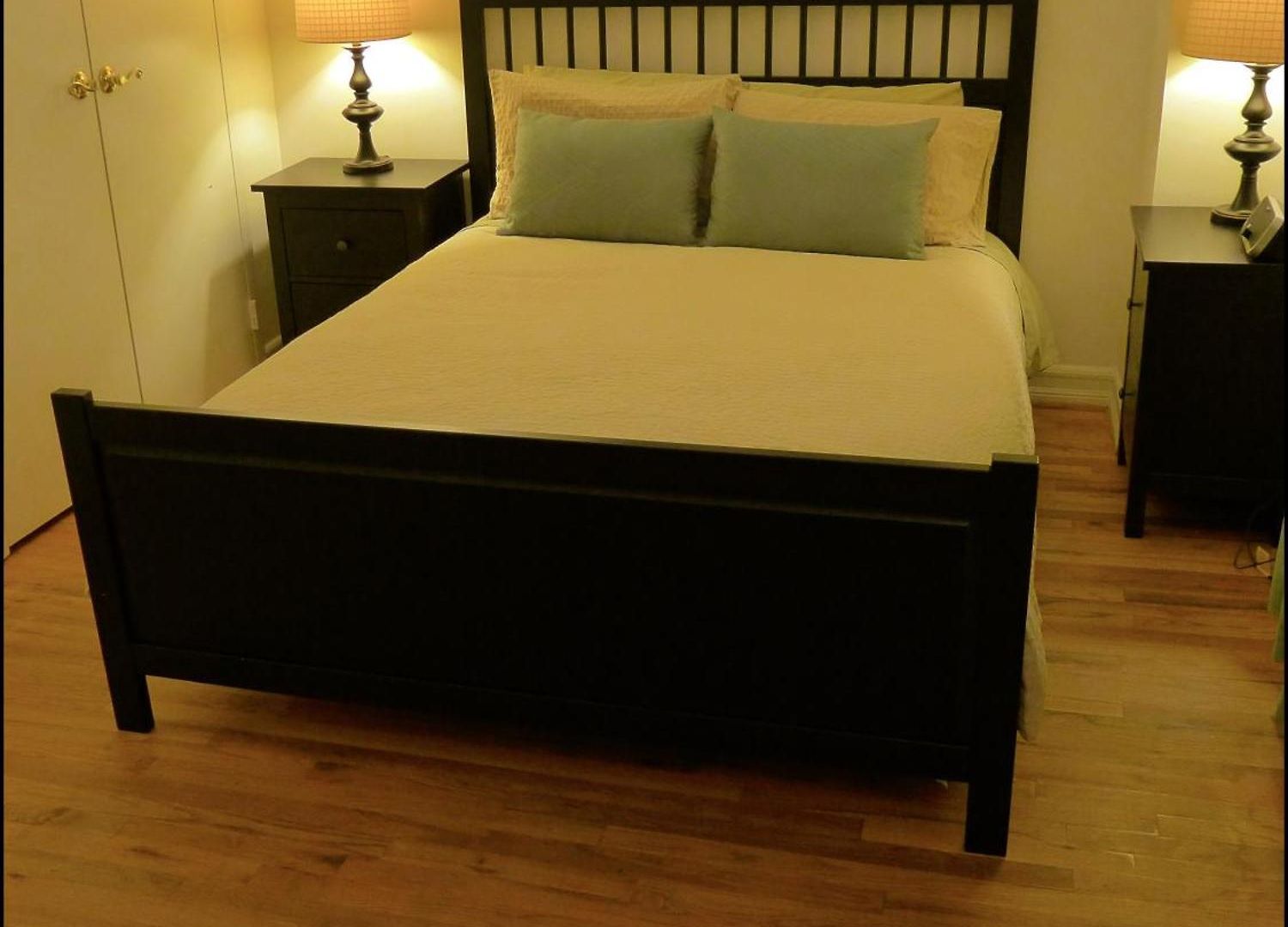Apartment Rated 1br - Lenox 127 *