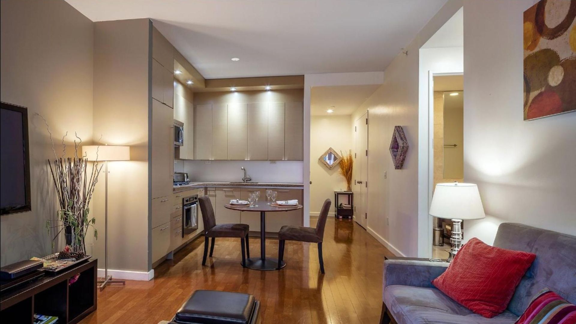 1600 Broadway Apartment *