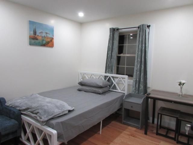 Cozy In Ozone Park Apartment New York