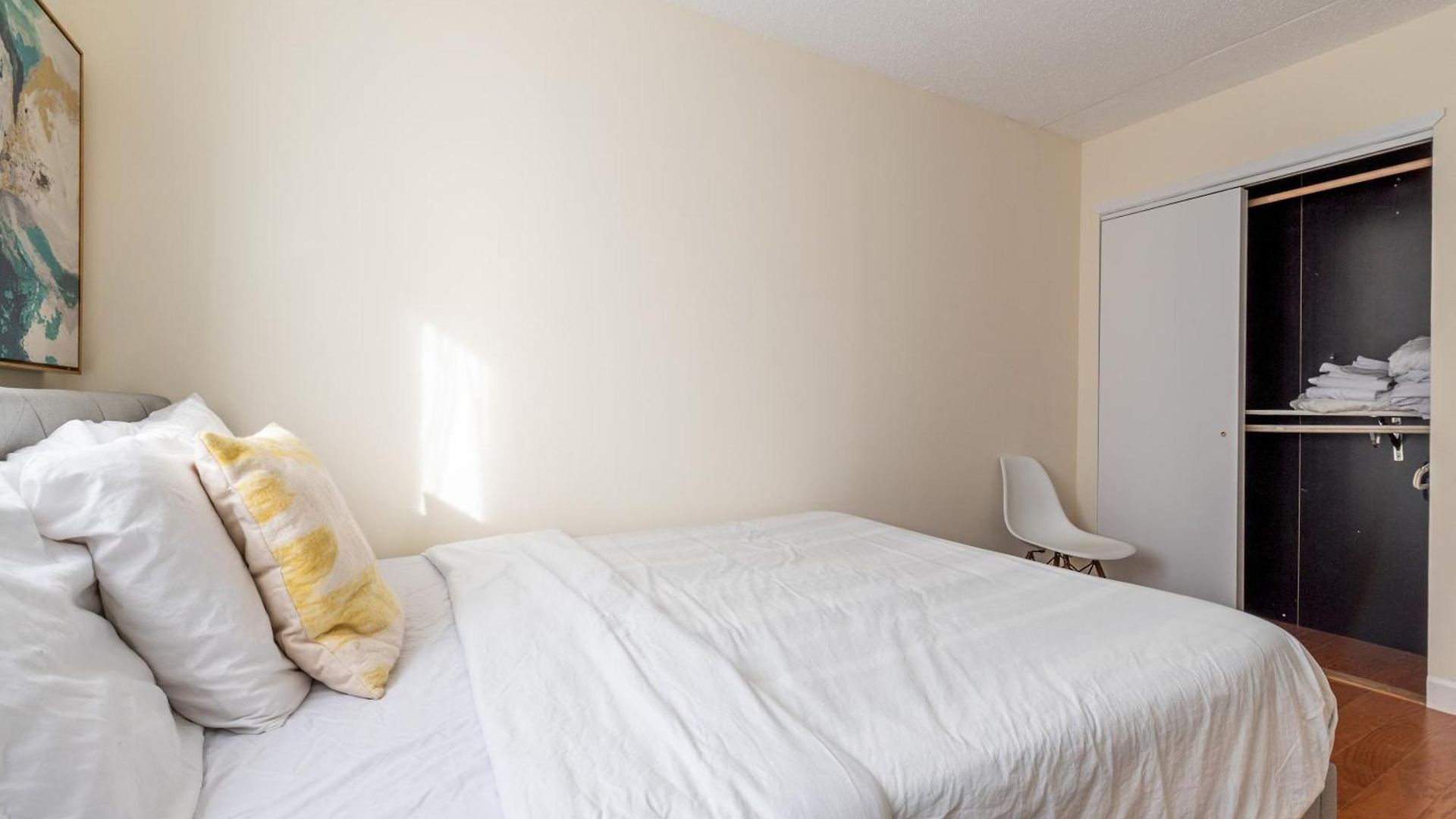 Apartment Stunning 3 Bed Fully Furnished