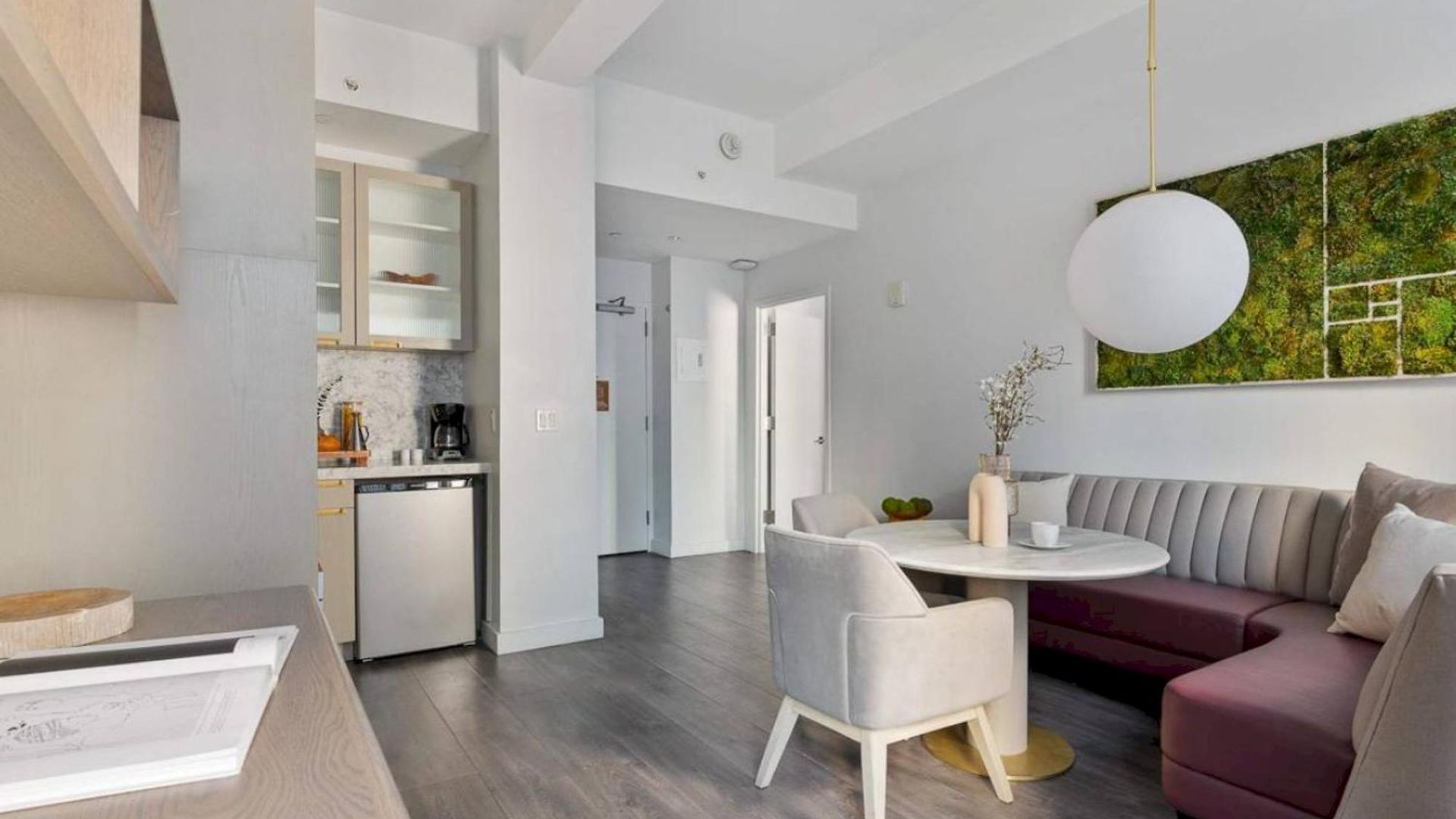 Alluring And Spacious 1 Bed 1 Bath