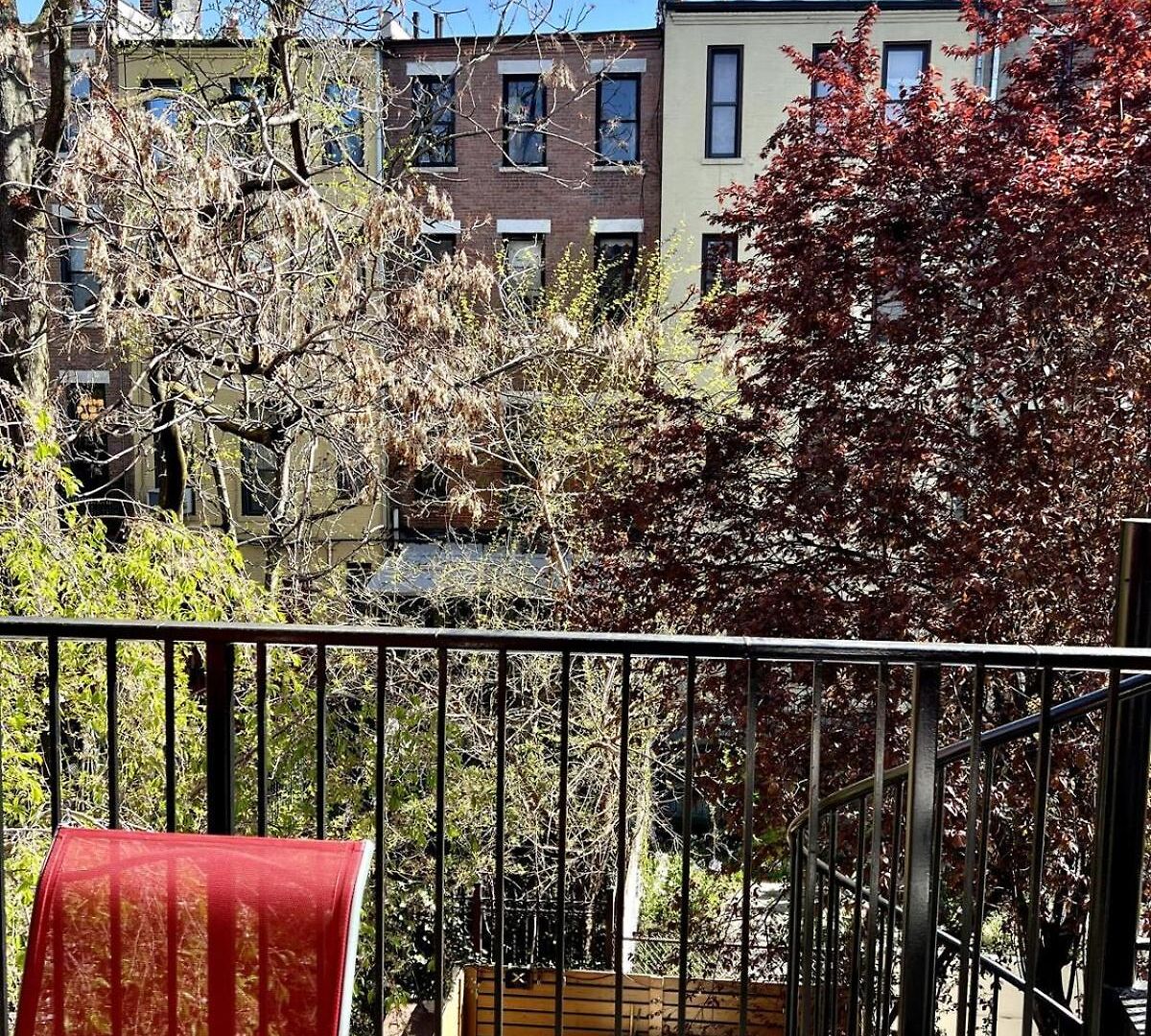 Elegant Historic Harlem Townhouse For Summer * New York