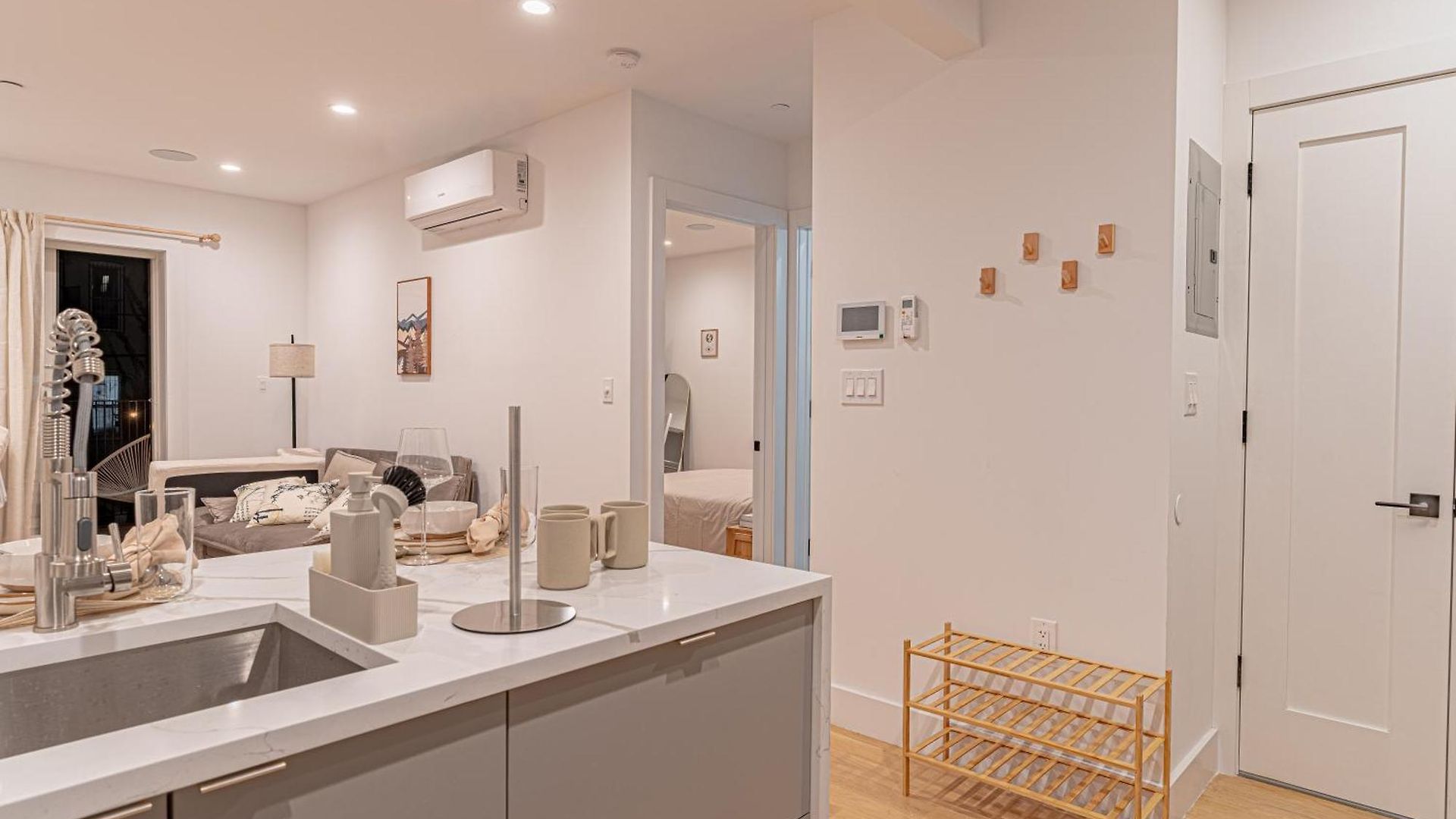 Chic In Brooklyn W Washer & Dryer Apartment New York