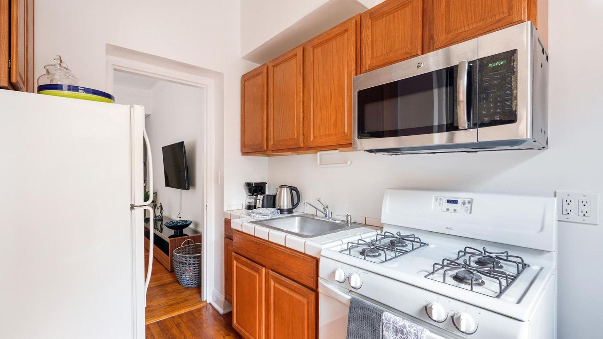 Bright And Comfy In Nyc Apartment *