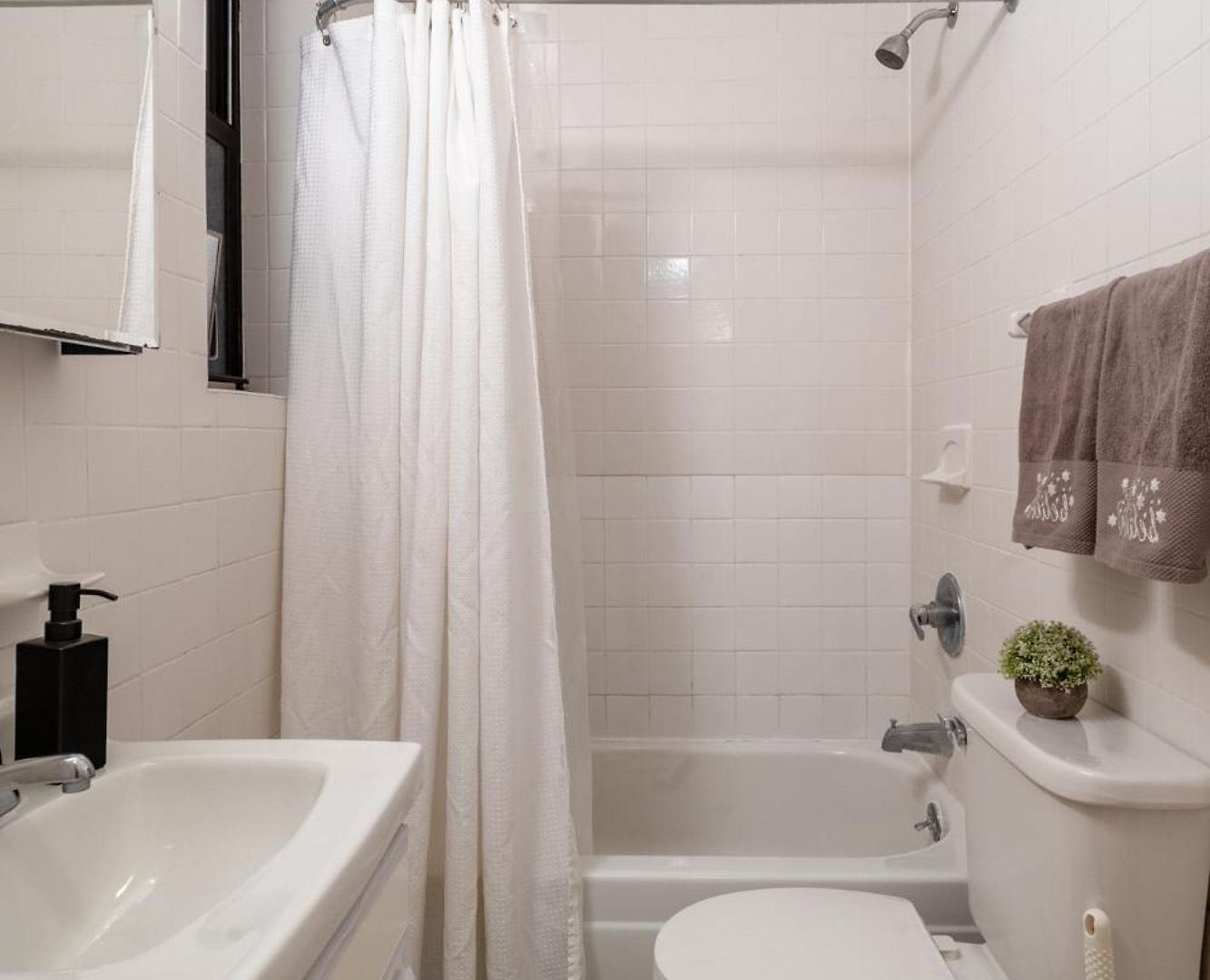 2-bedroom In Hells Kitchen - Manhattan! Apartment