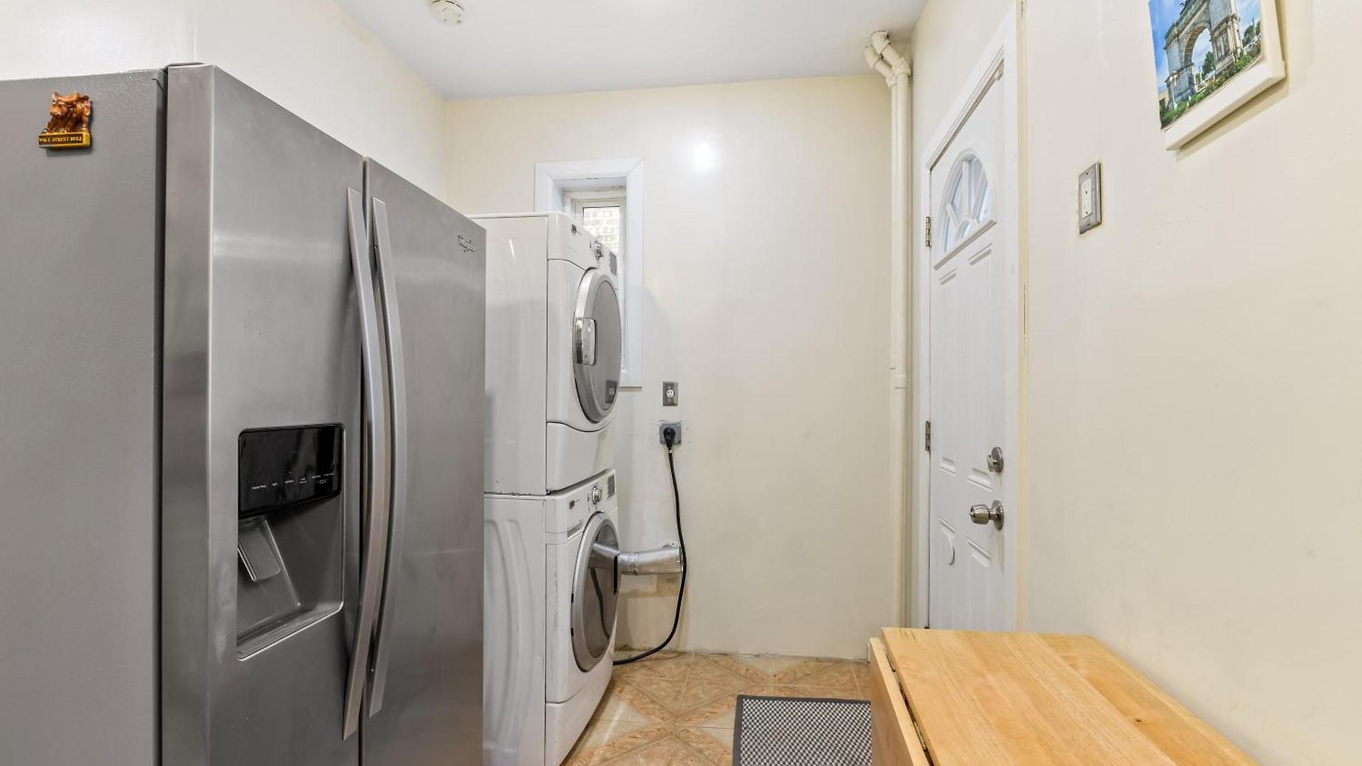 Impeccable 1br Unit In Brooklyn Apartment