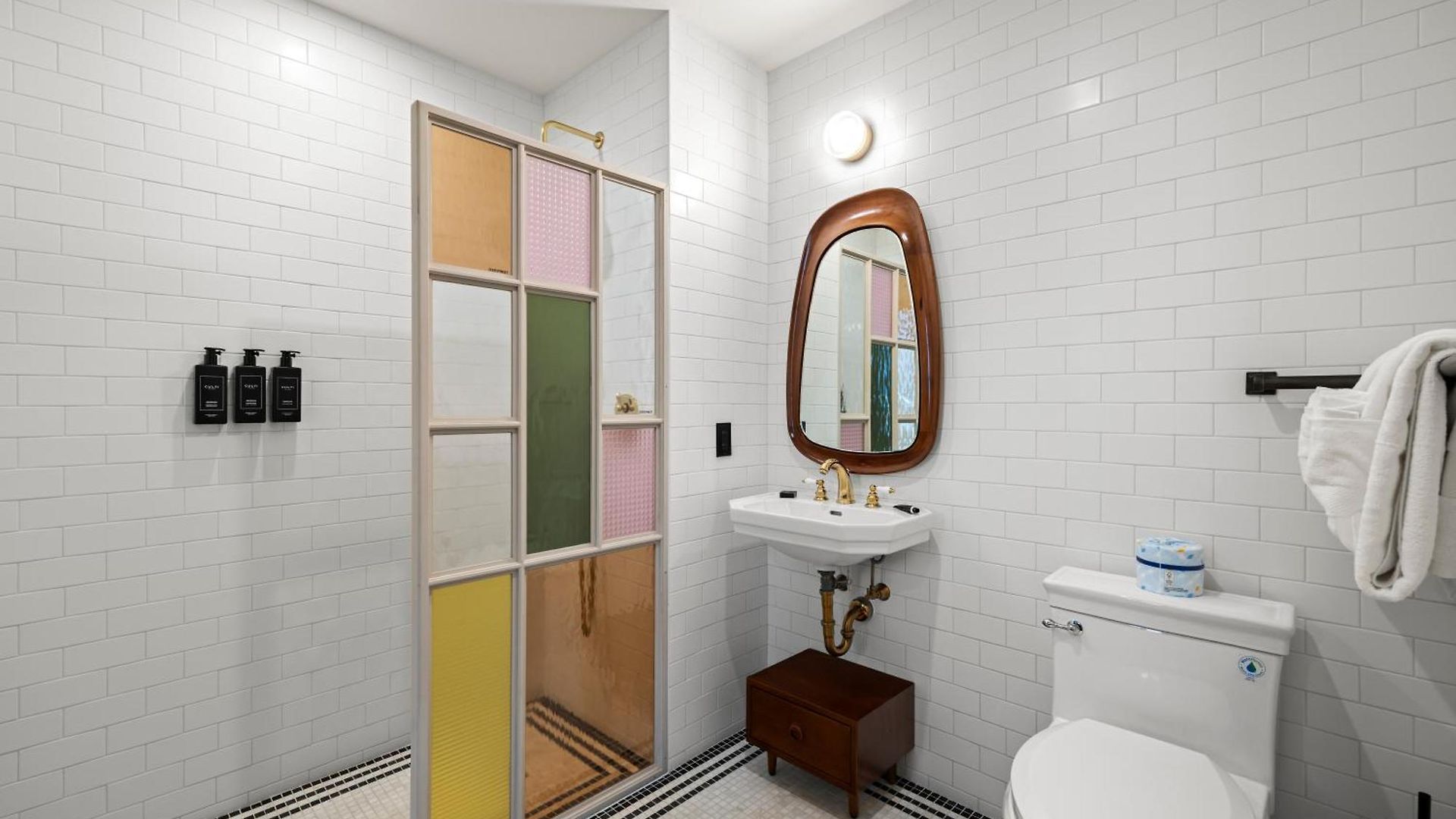 Freeman 401 By Rove Travel - W Shared Amenities Apartment *
