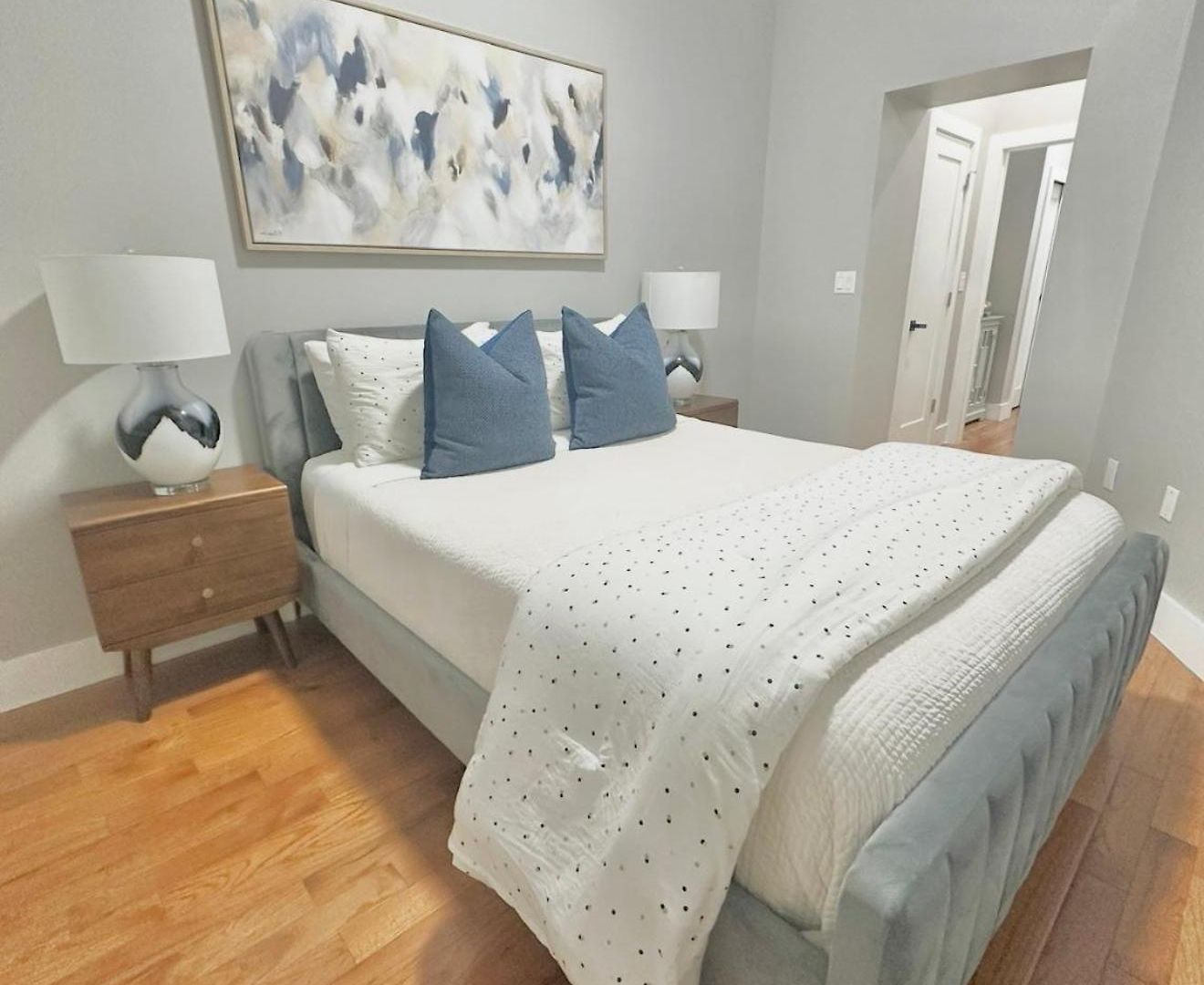 Large 4 Bedroom Nyc Apartment