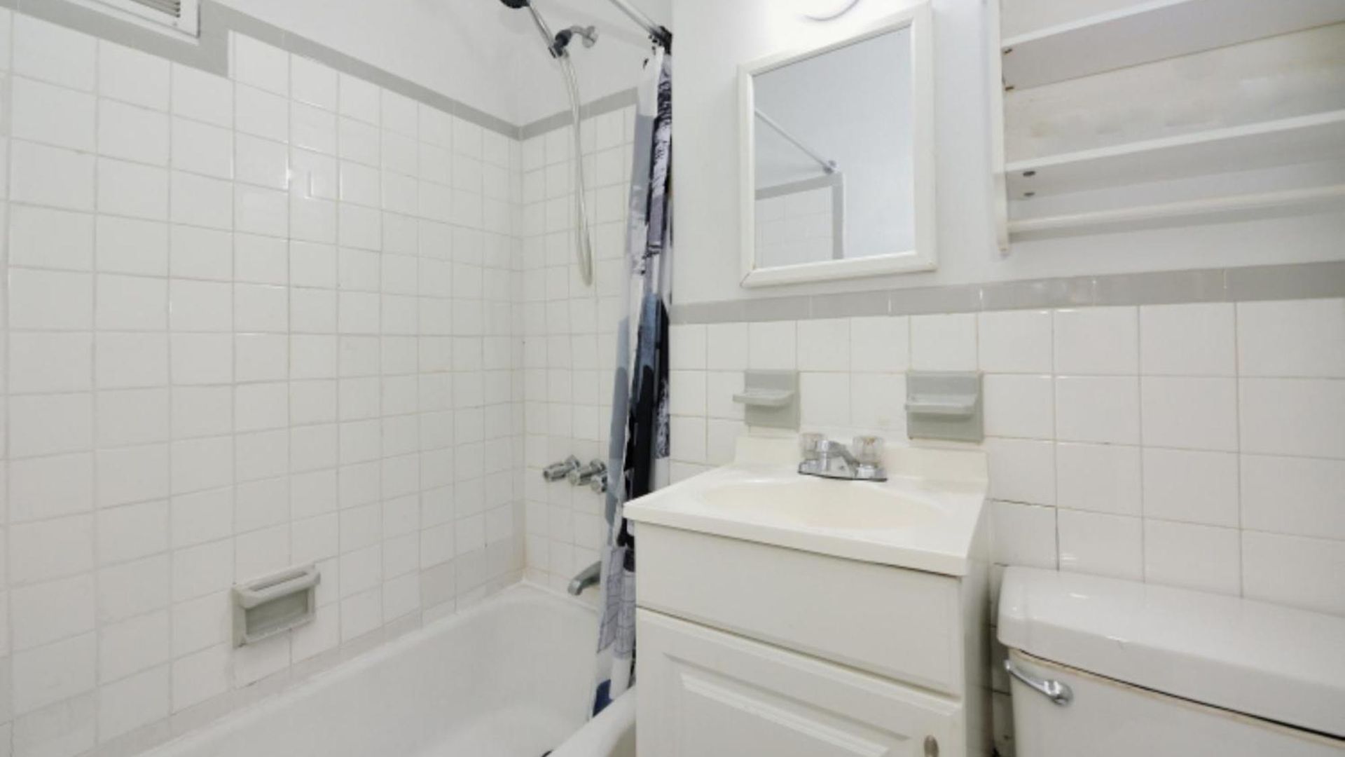 Spacious 3 Bedroom In Prime Location Of Nyc *