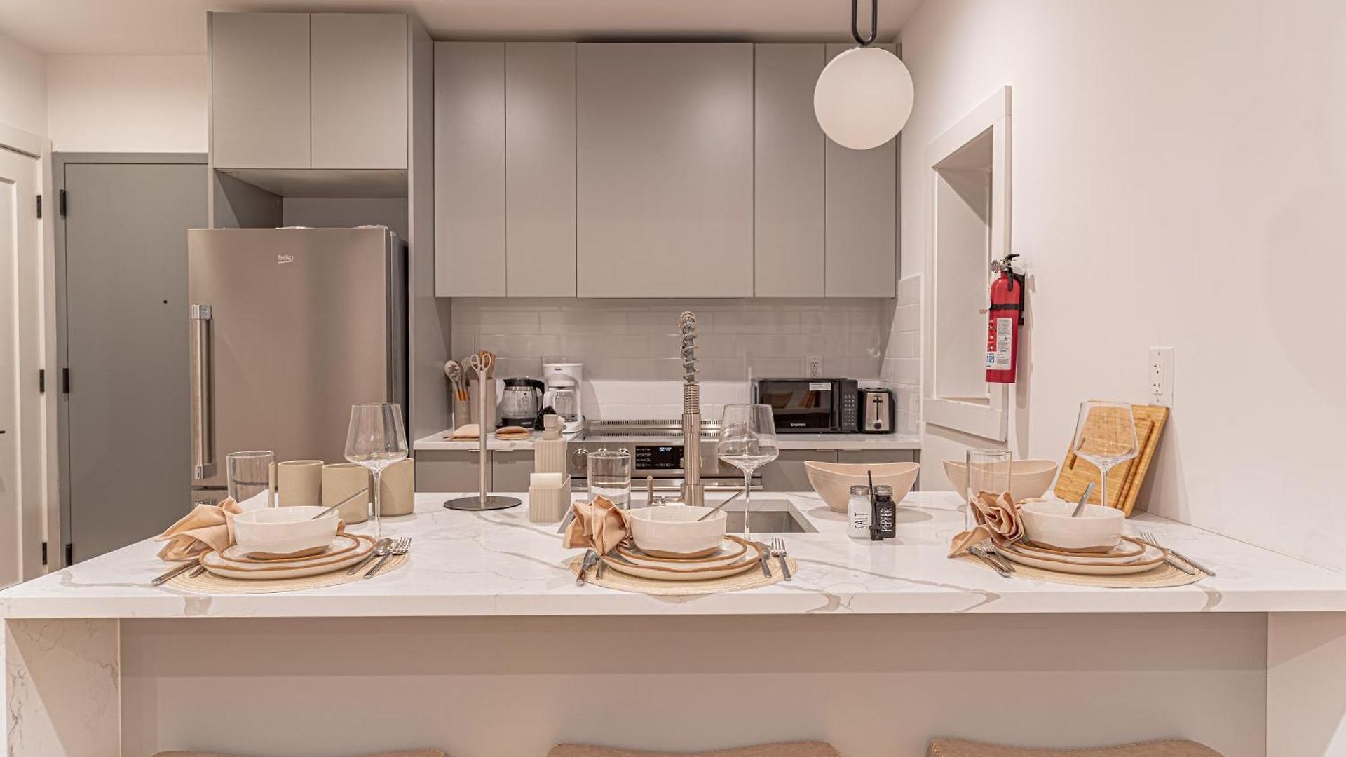Chic In Brooklyn W Washer & Dryer Apartment New York