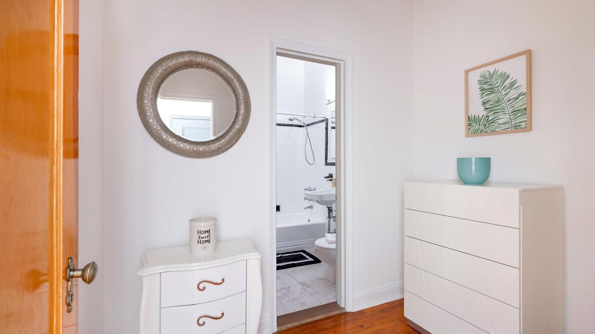 Bright And Comfy In Nyc Apartment *