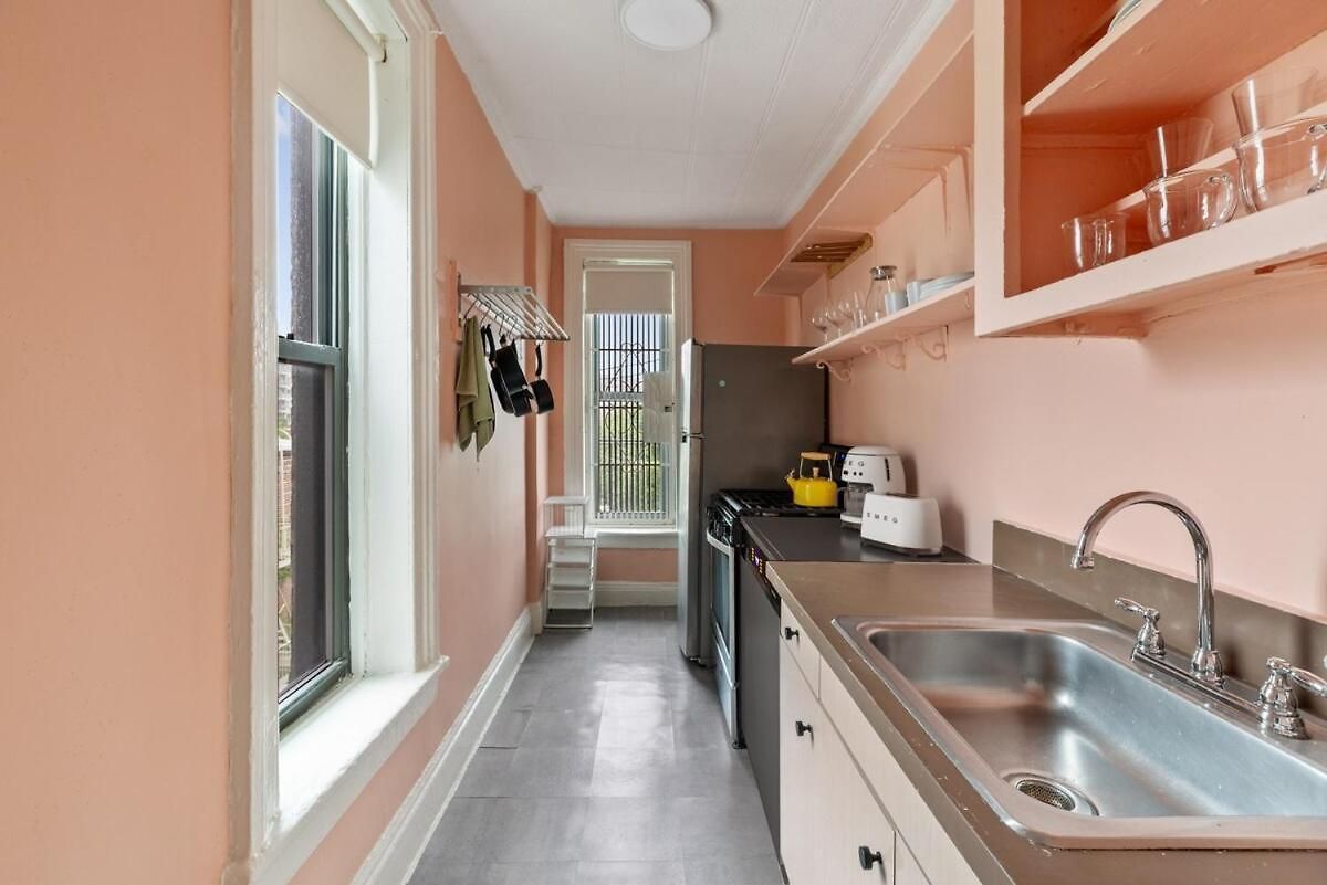 Prime Cobble Hill Spacious 1br Alcove * New York