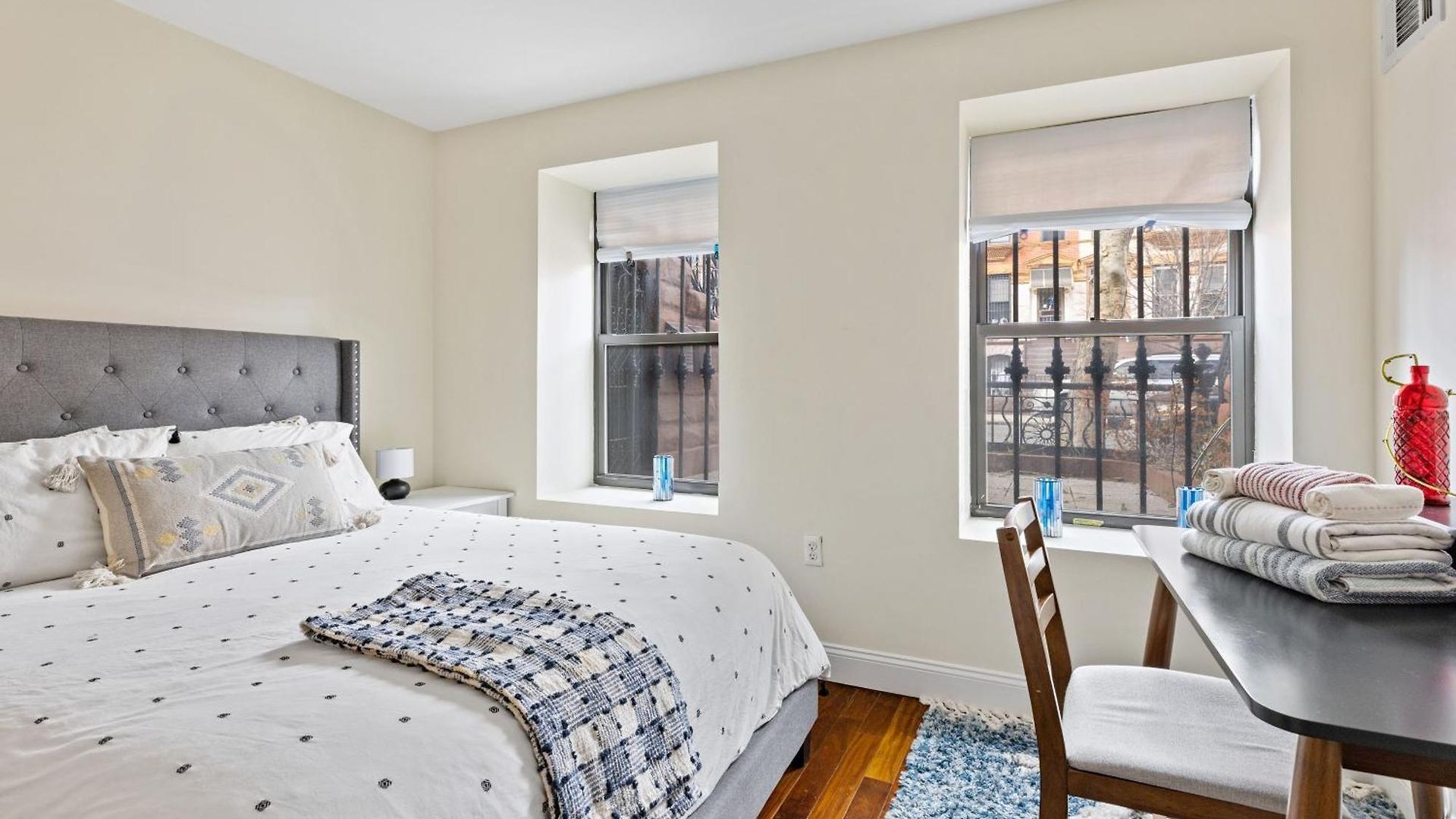 Enchanting Brownstone With A Magical Garden Apartment