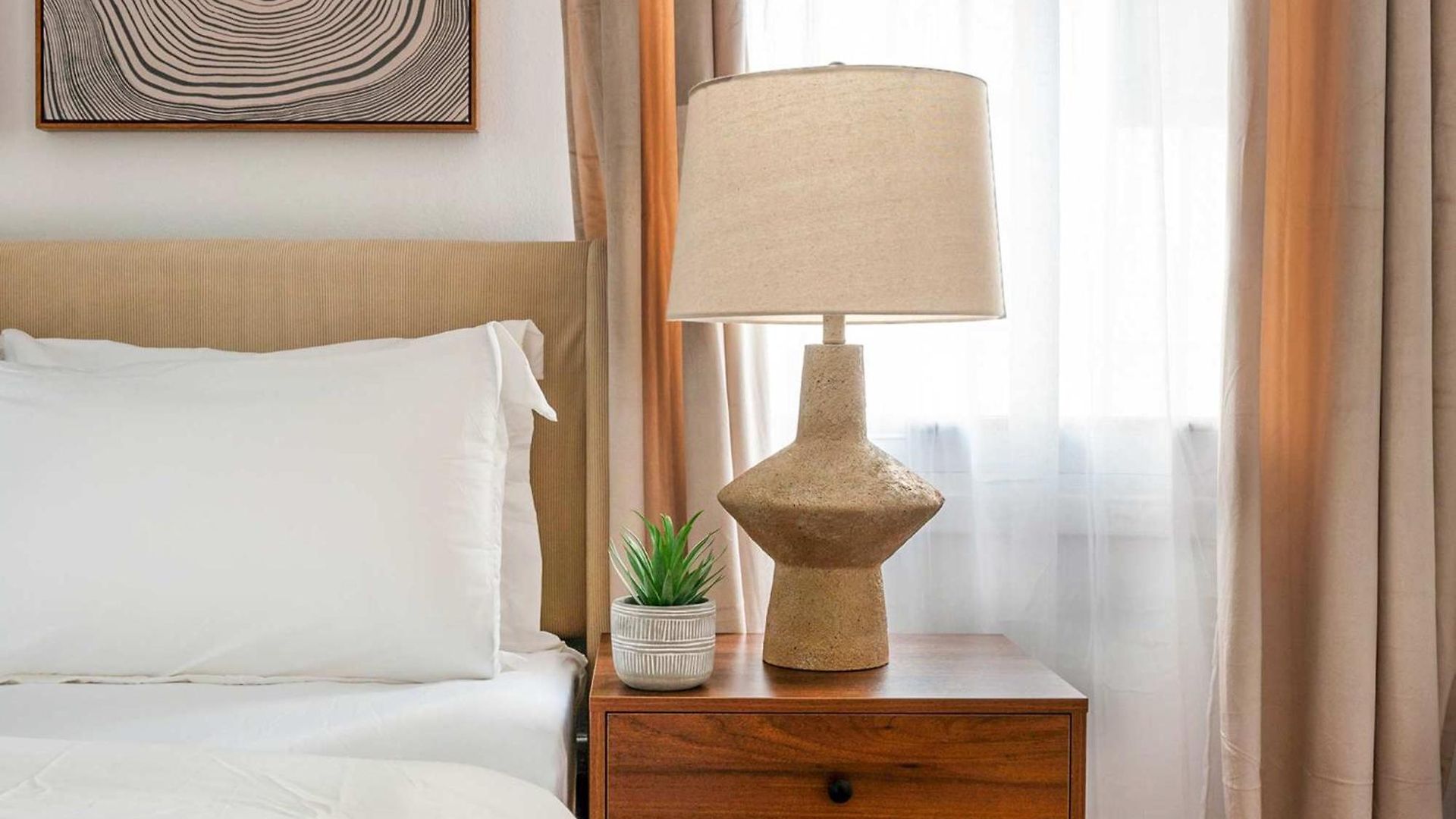 26-1c Gramercy Large 1br Wd *