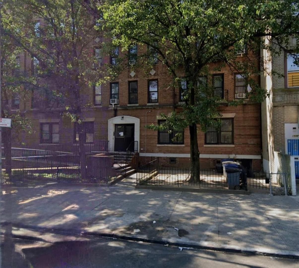 Cozy 2 Bedroom In Thriving Crown Heights Area