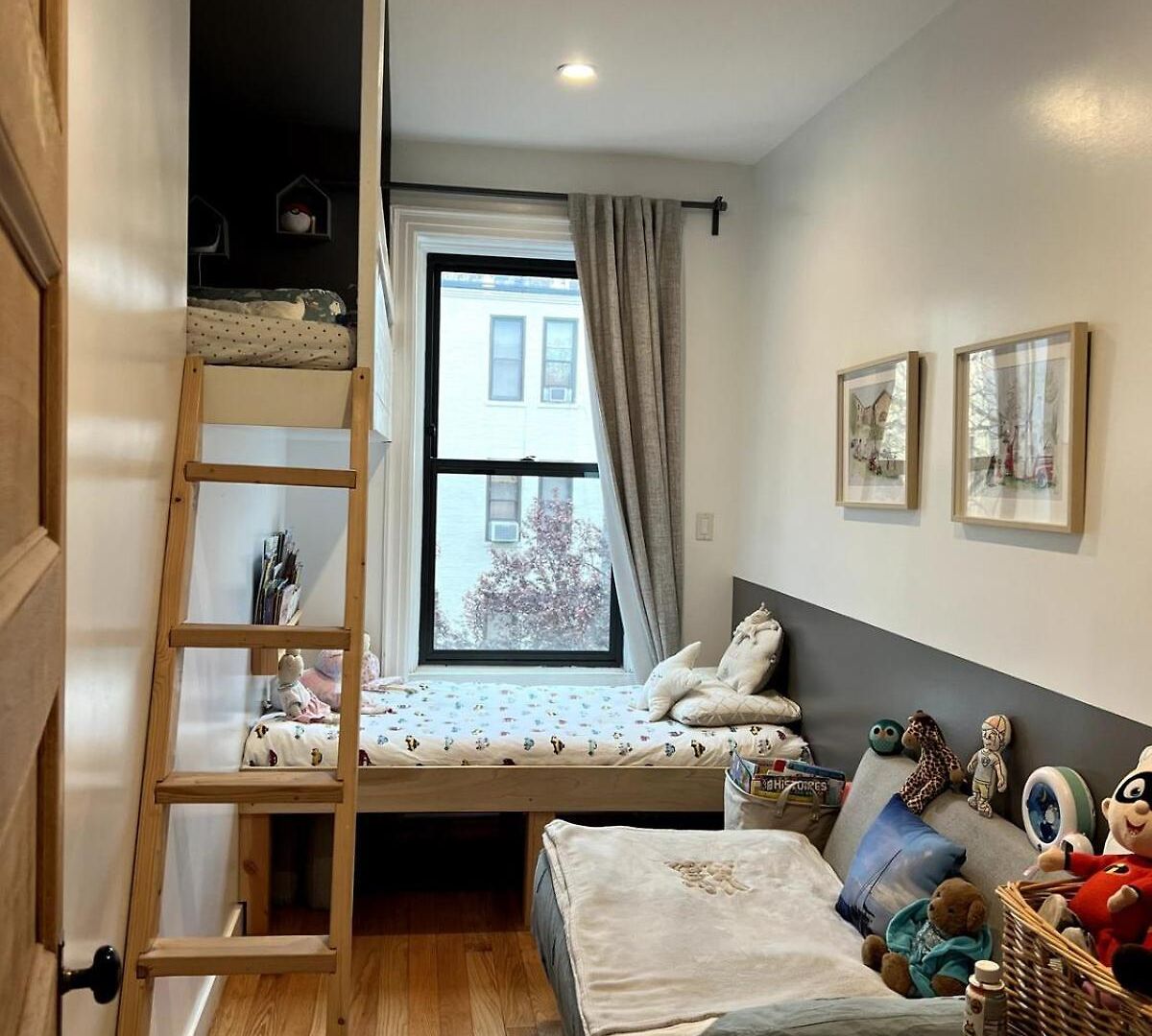 Apartment Elegant Historic Harlem Townhouse For Summer New York