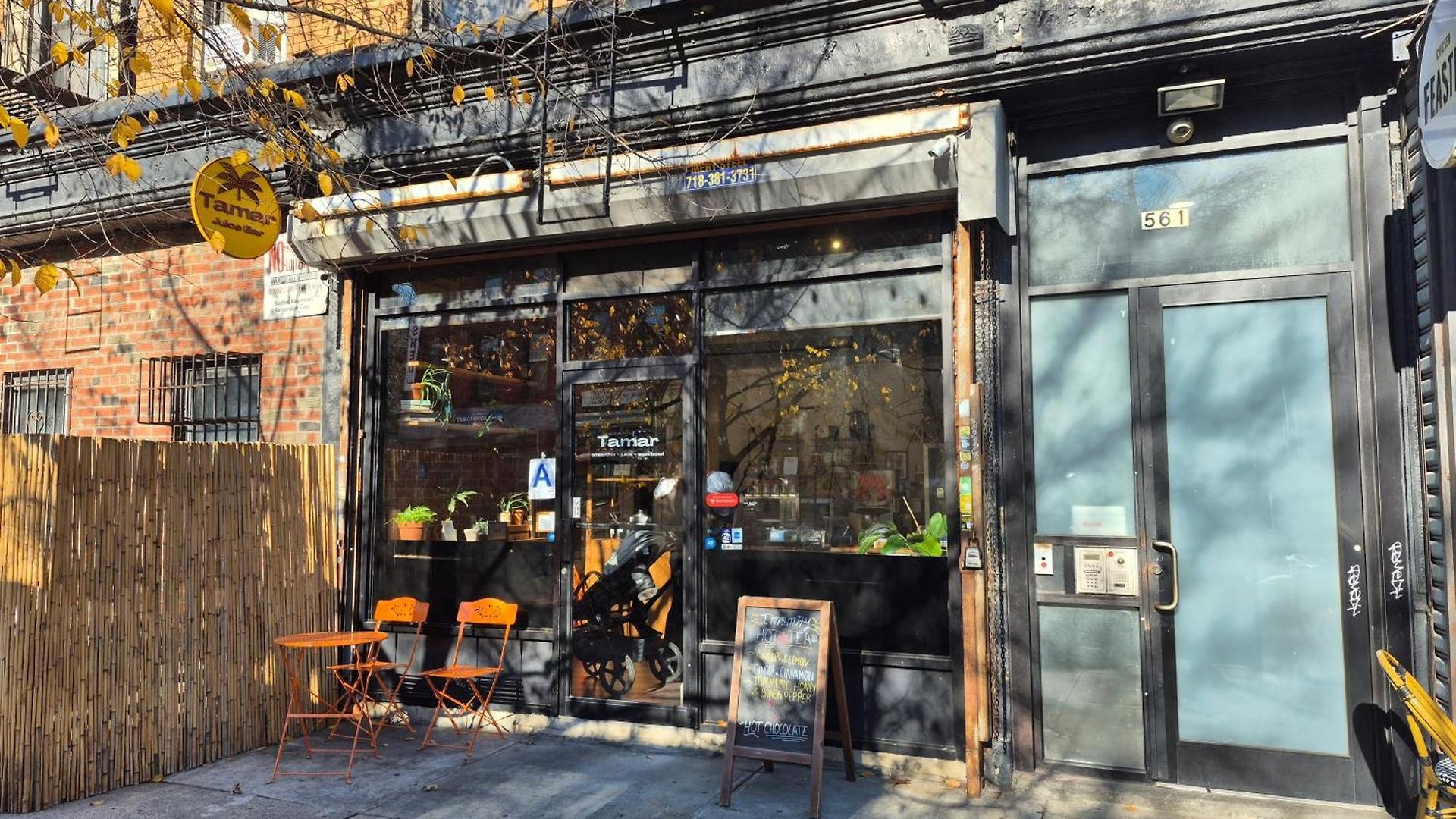 Relax And Unwind At Chic Bed-stuy Brownstone Apartment