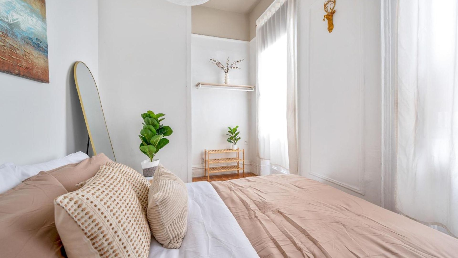 Bright And Beautiful 3 Bedroom Midtown West Apartment