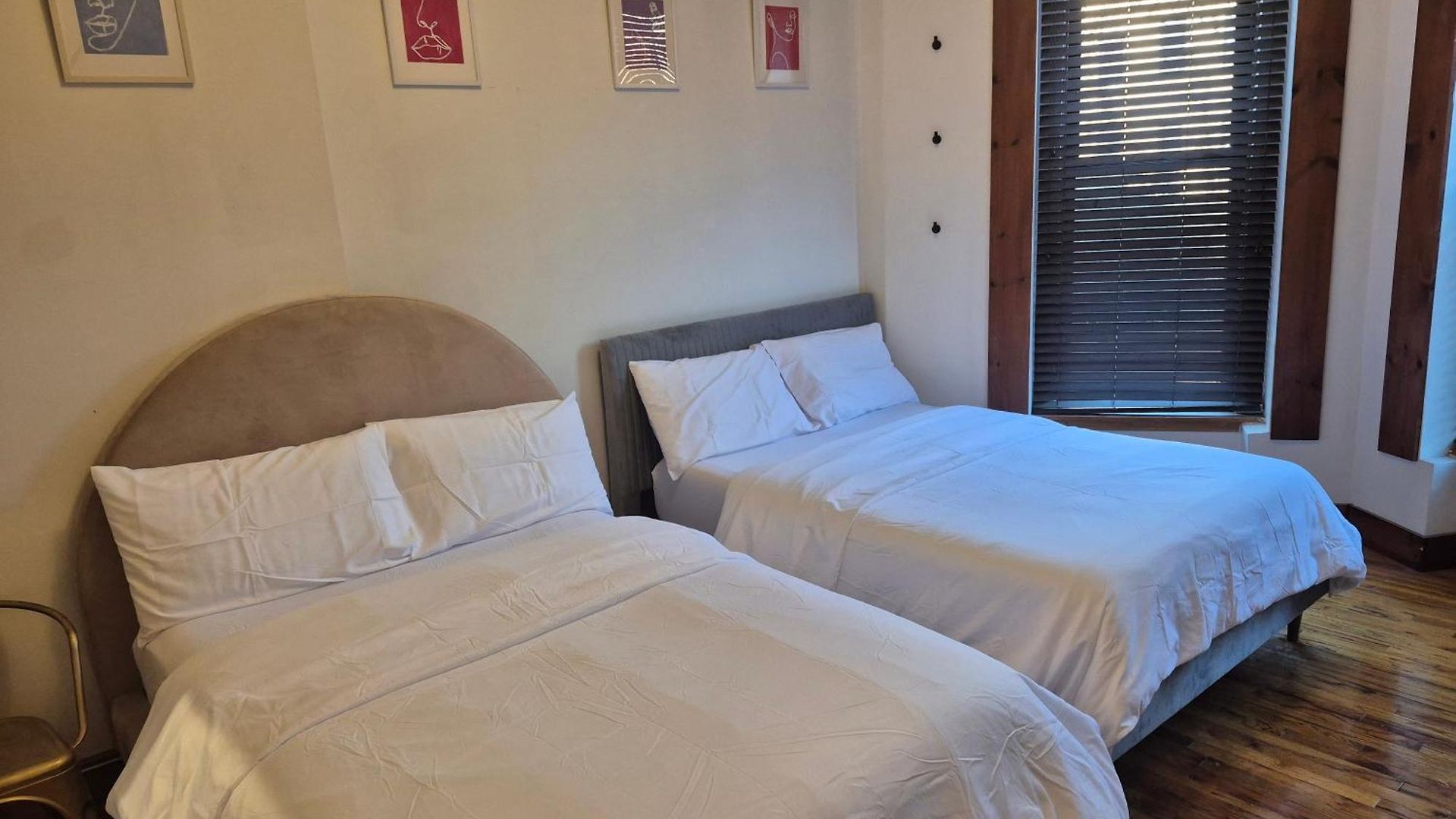 Relax And Unwind At Chic Bed-stuy Brownstone