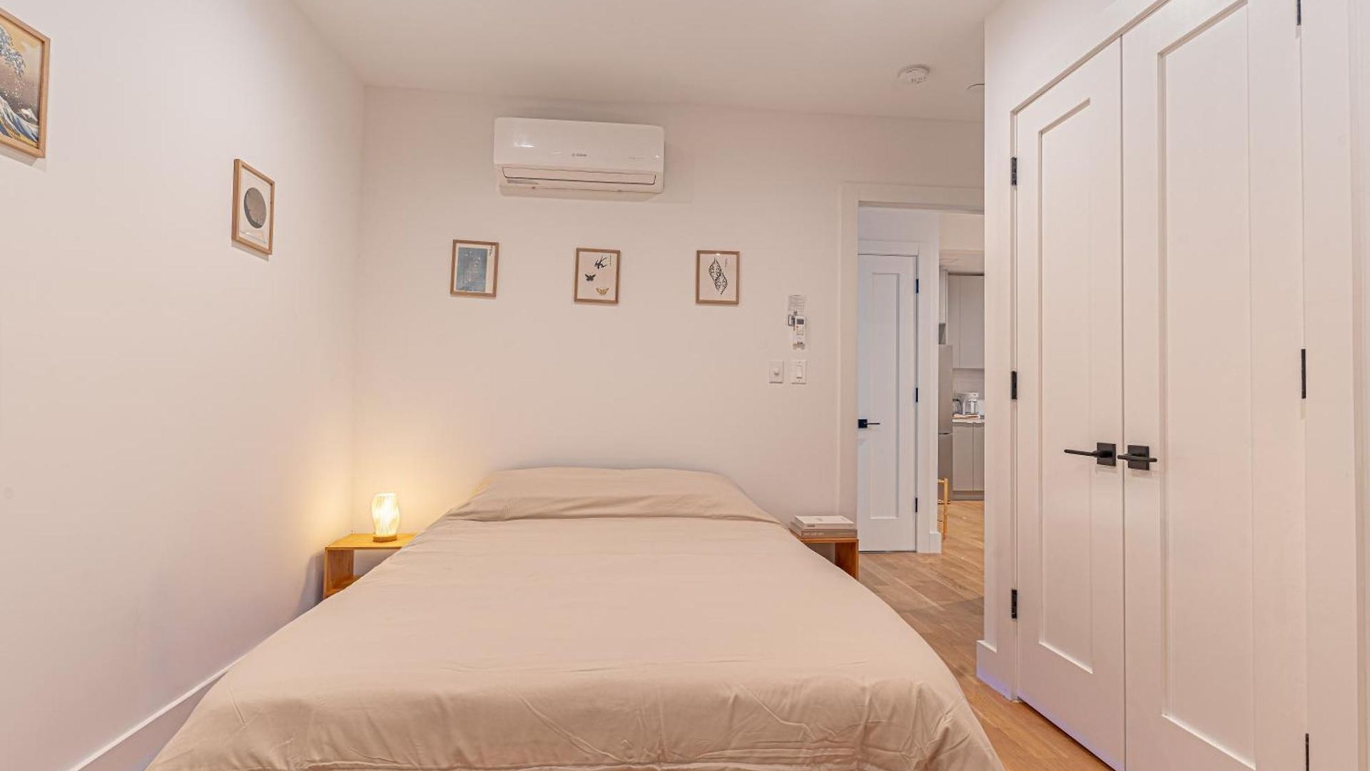 Chic In Brooklyn W Washer & Dryer Apartment