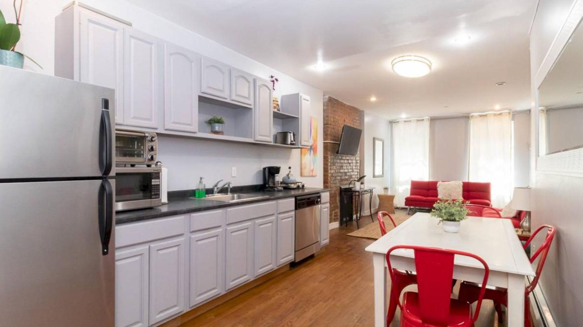 Apartment Bright And Beautiful 3 Bedroom Midtown West New York