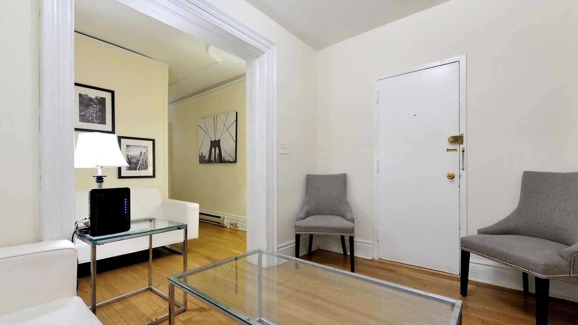 Comfy 3 Bedroom 1 Bath In Nyc Apartment *