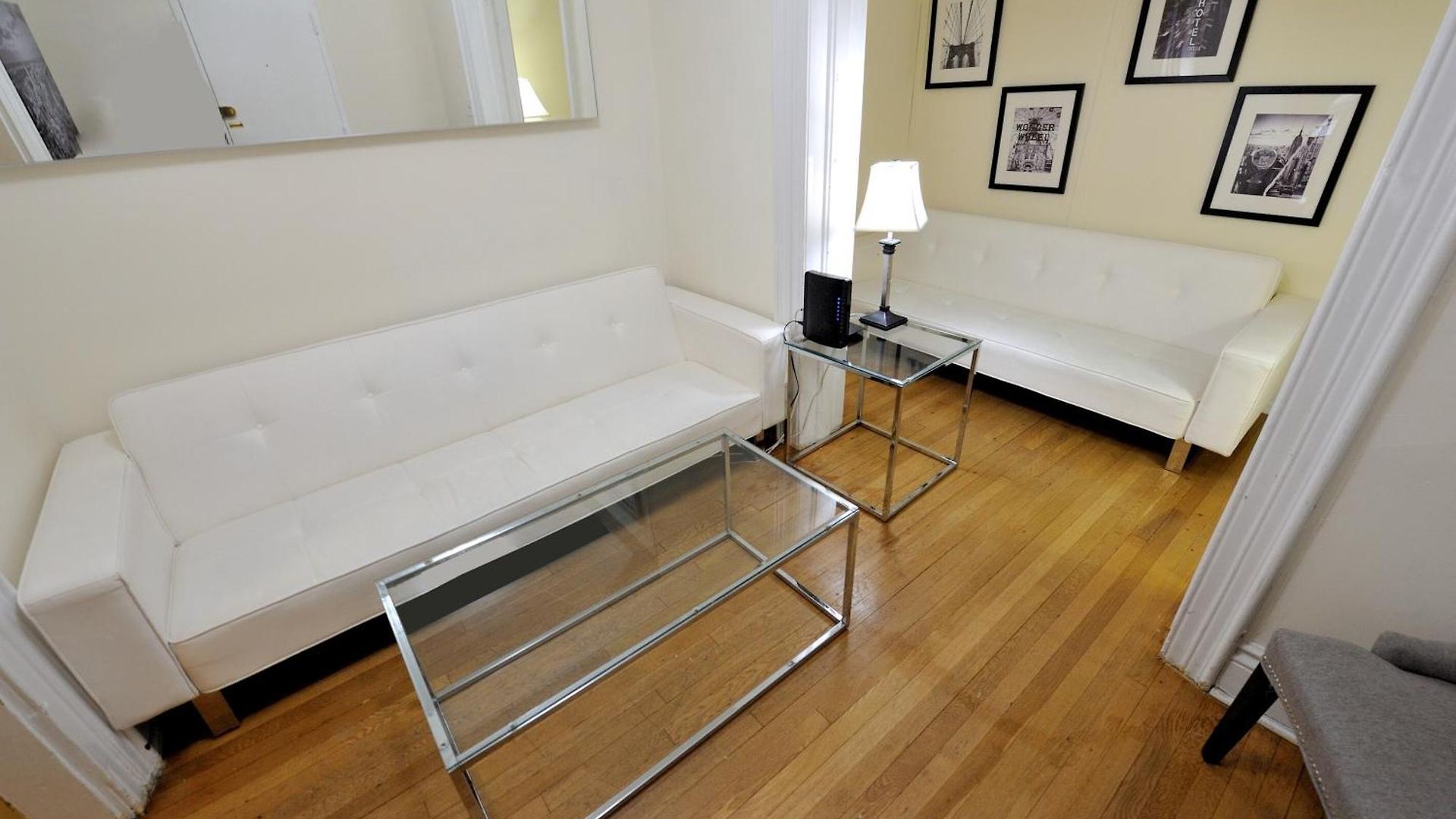 Comfy 3 Bedroom 1 Bath In Nyc *