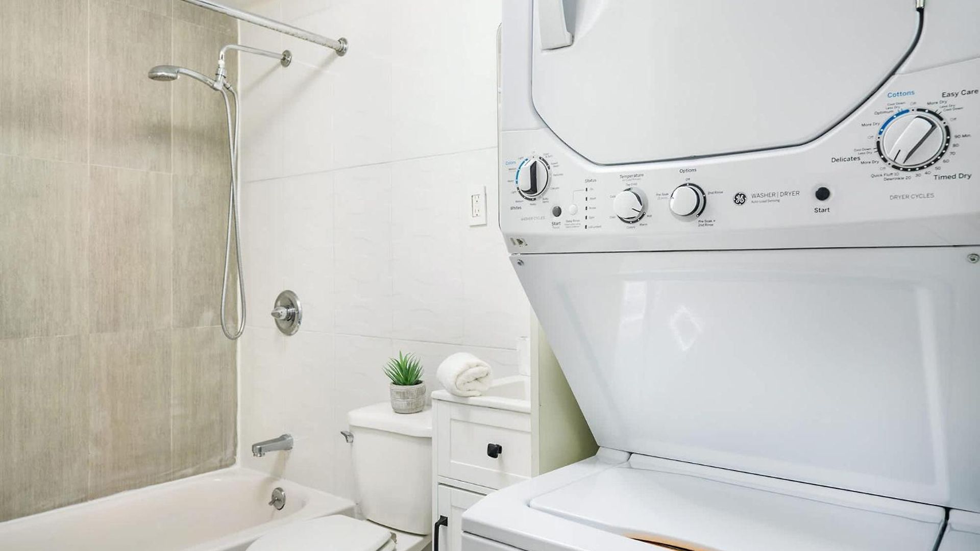 26-1c Gramercy Large 1br Wd