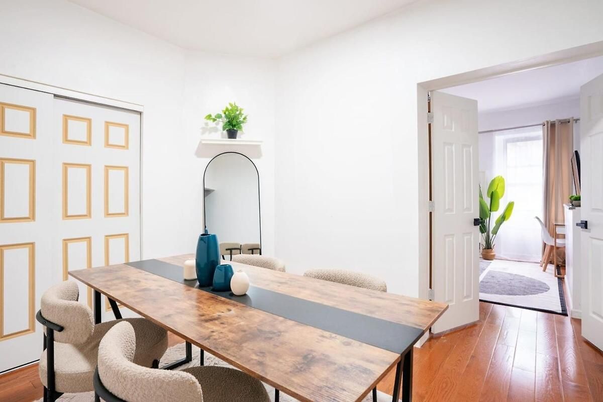 Prime Location 1br Newly Furnished Apartment *