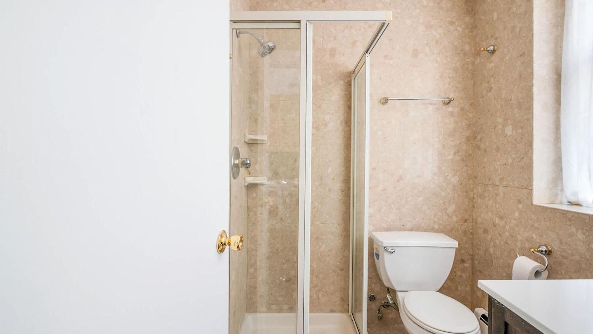 26a-2 Spacious Brand New Fully Furnished 2-bedroom In Prime Murray Hill Move-in Ready New York