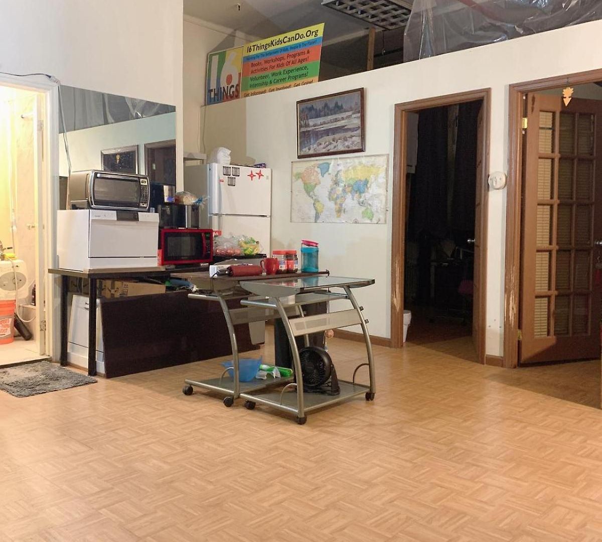Apartment Near Seaport In Chinatown New York