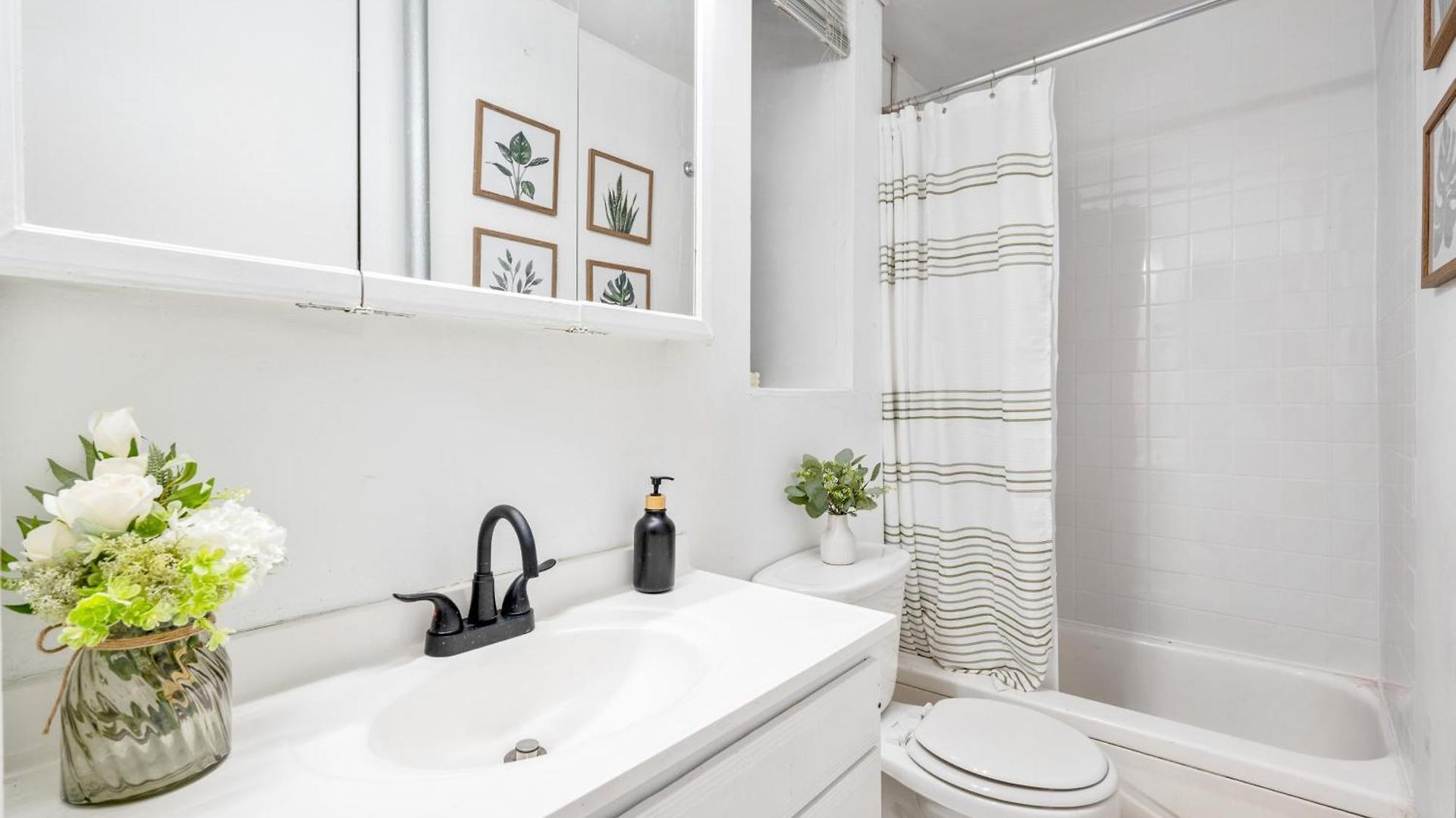 Apartment Bright And Beautiful 3 Bedroom Midtown West