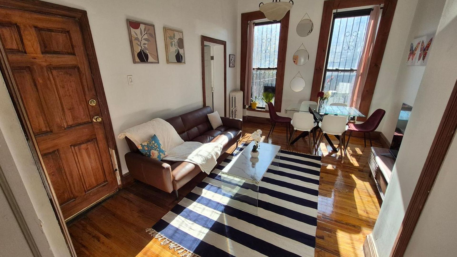 Relax And Unwind At Chic Bed-stuy Brownstone Apartment New York